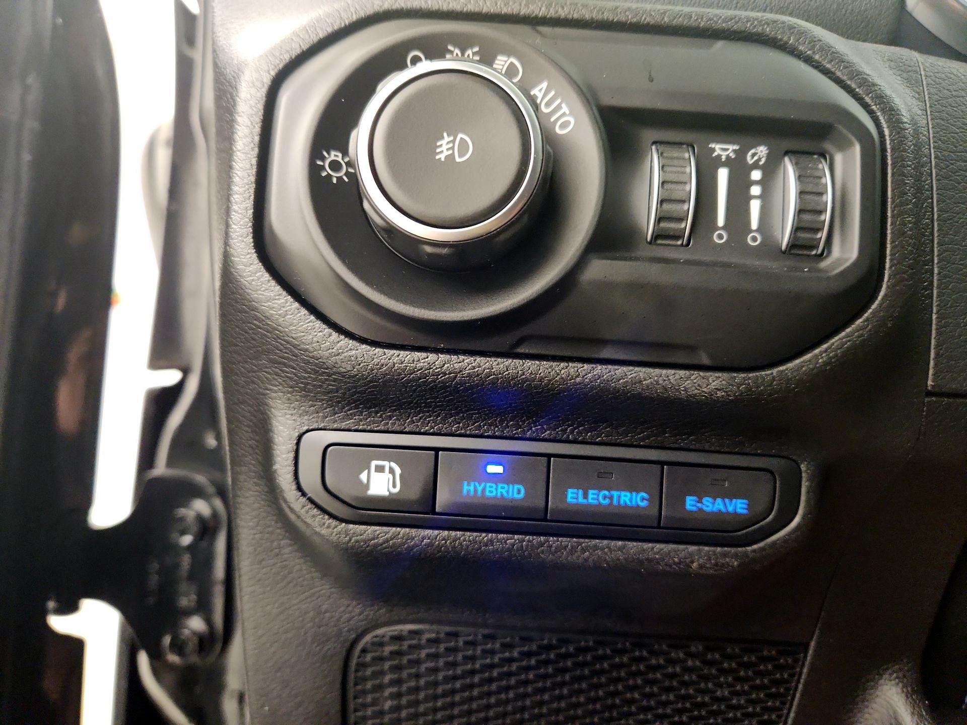 Thumbnail: 2022 Jeep Wrangler - 13