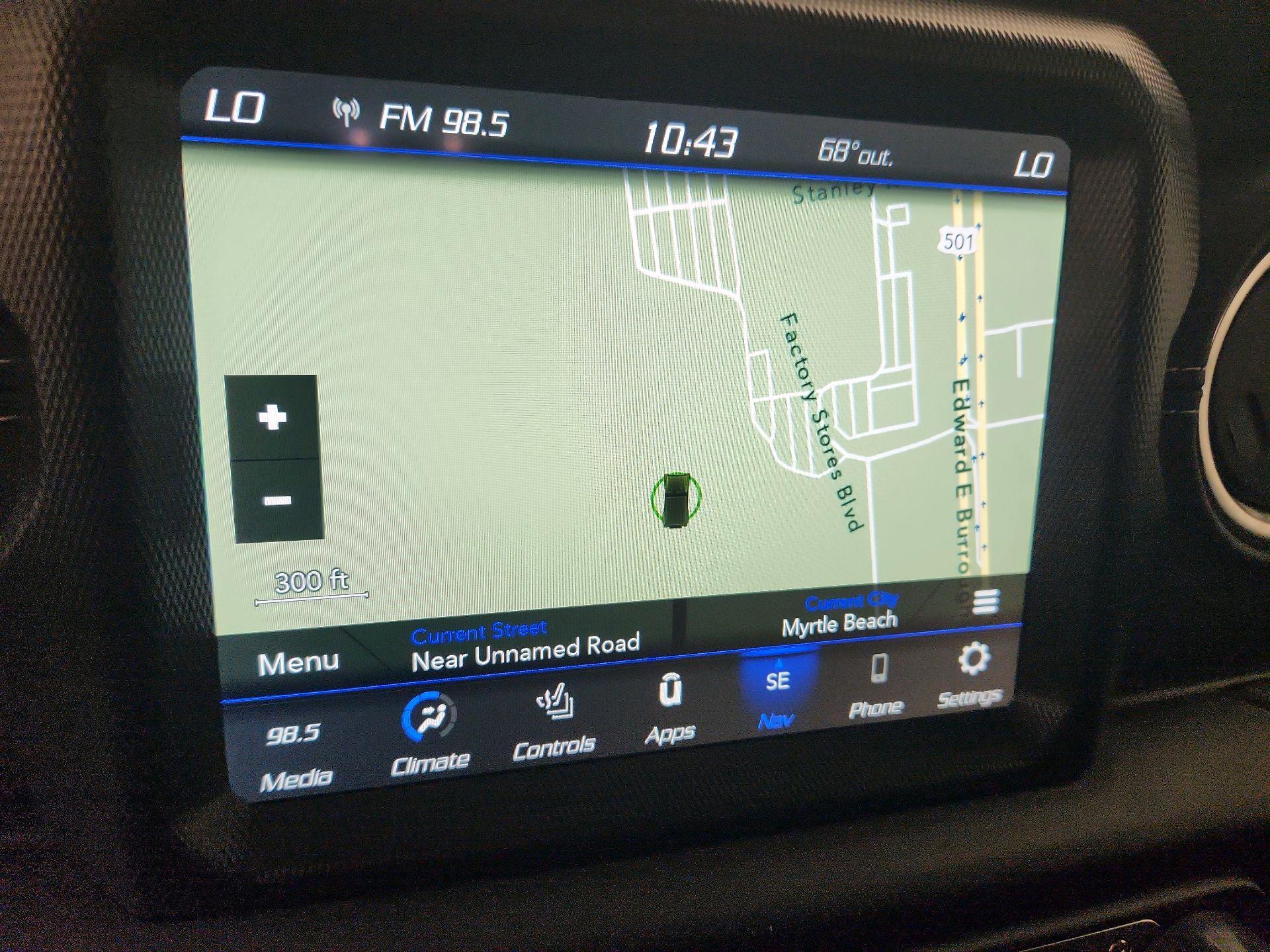 Thumbnail: 2022 Jeep Wrangler - 14