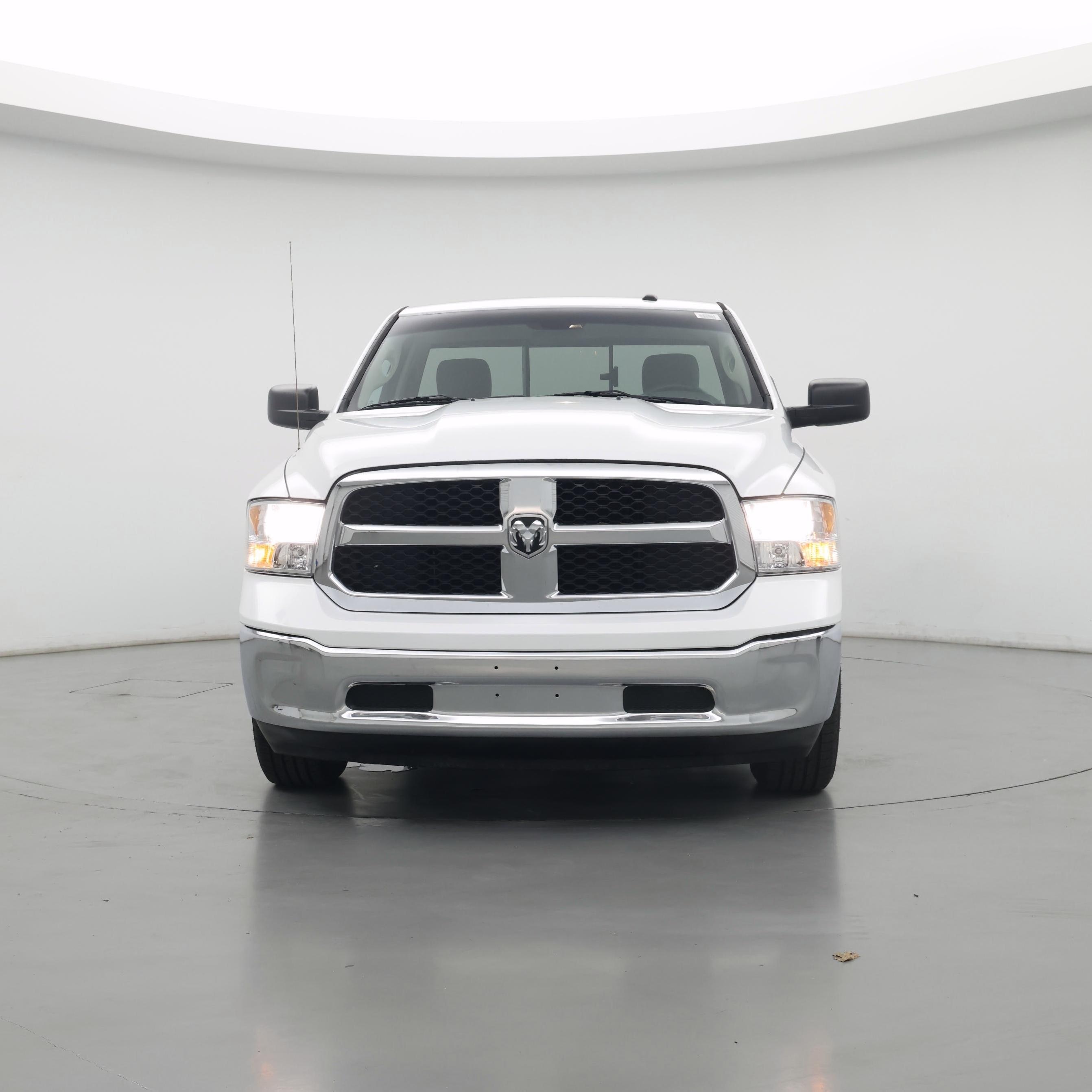 Thumbnail: 2020 RAM 1500 Classic - 5