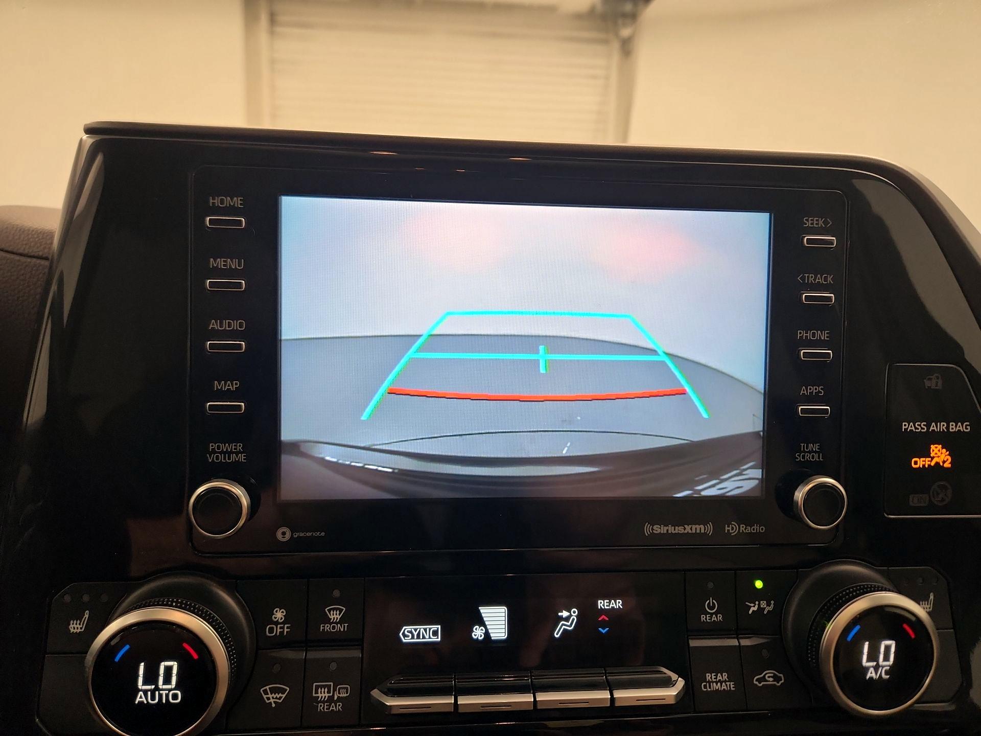 Thumbnail: 2021 Toyota Highlander - 14