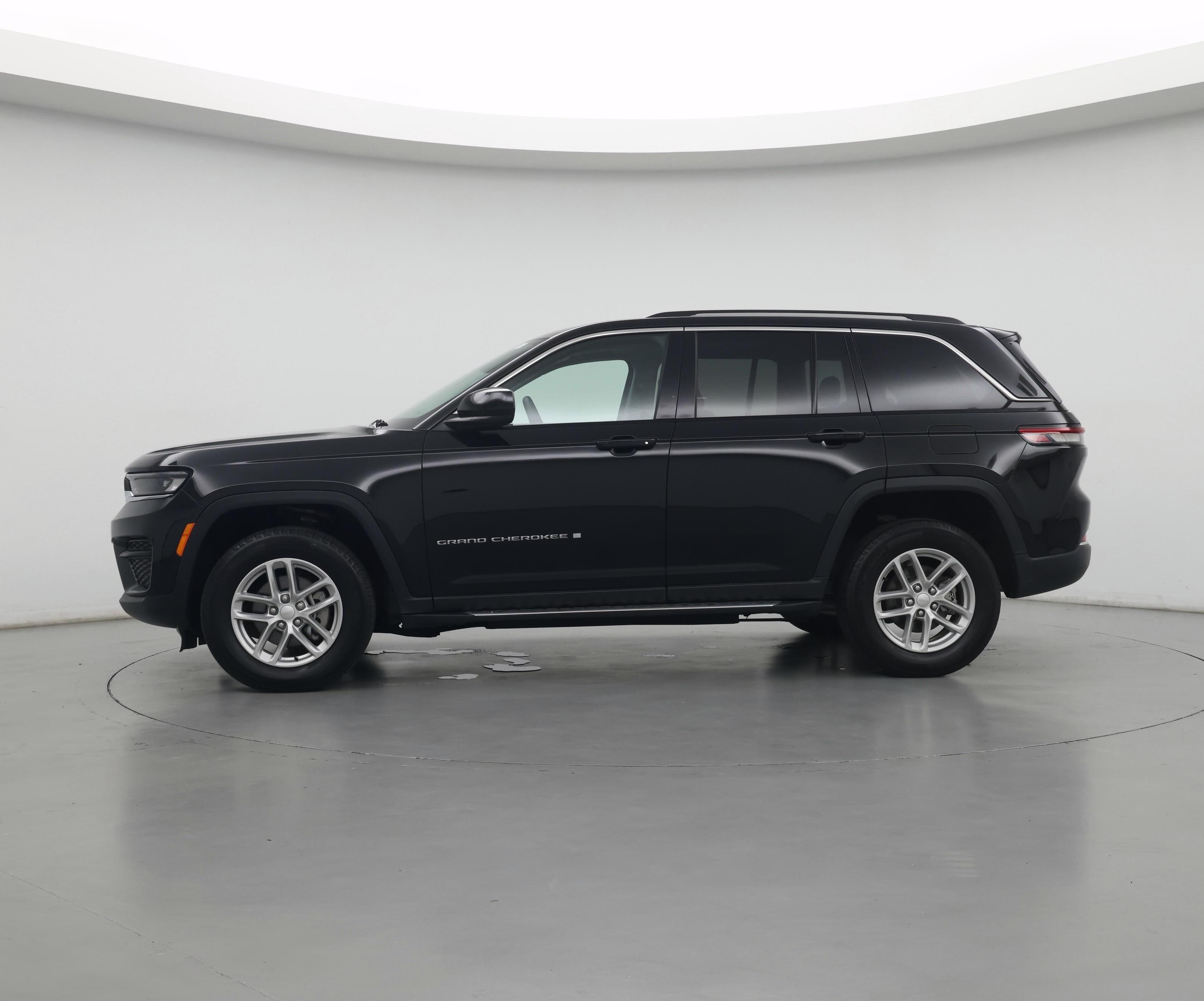 Thumbnail: 2023 Jeep Grand Cherokee - 2