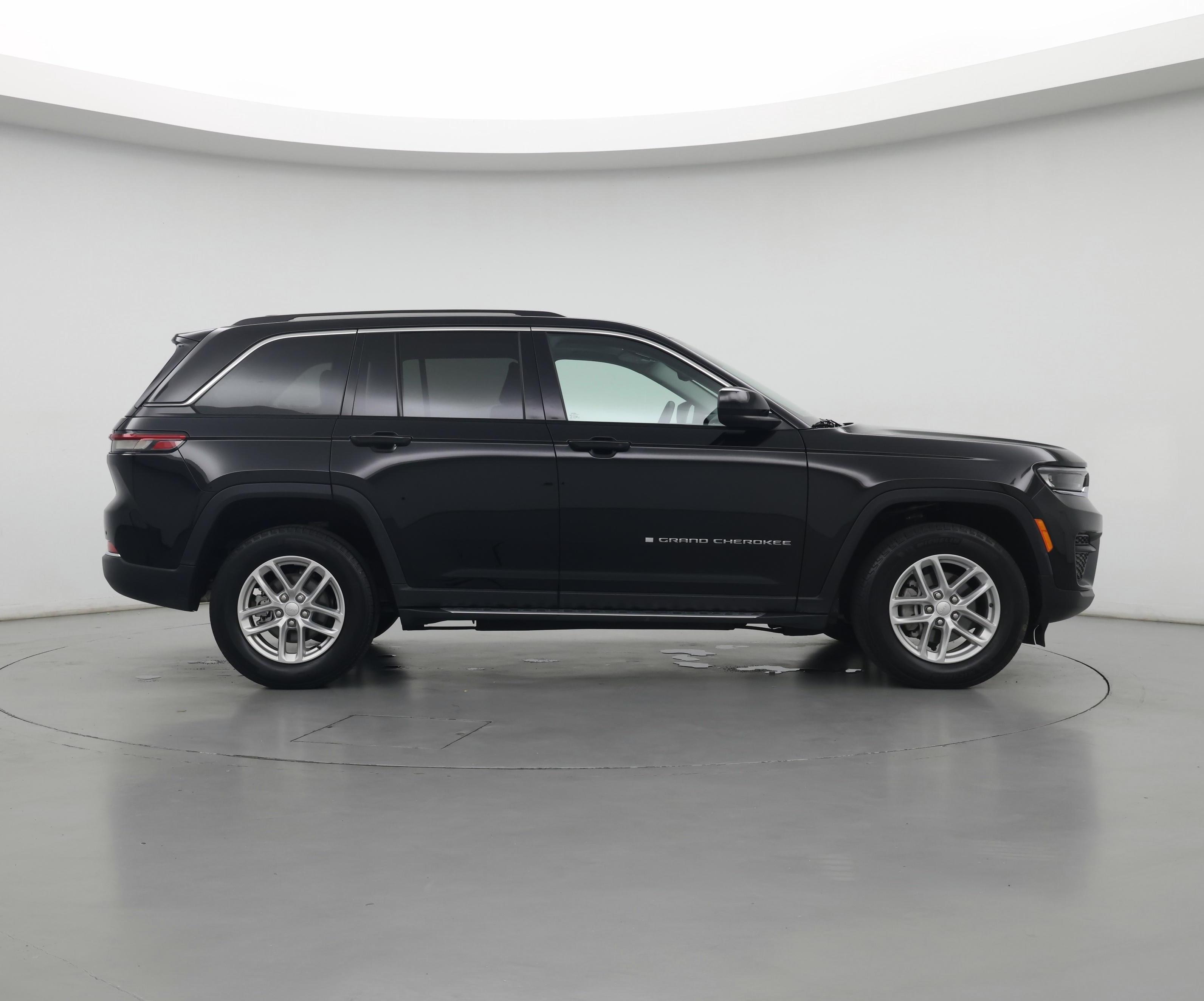 Thumbnail: 2023 Jeep Grand Cherokee - 7