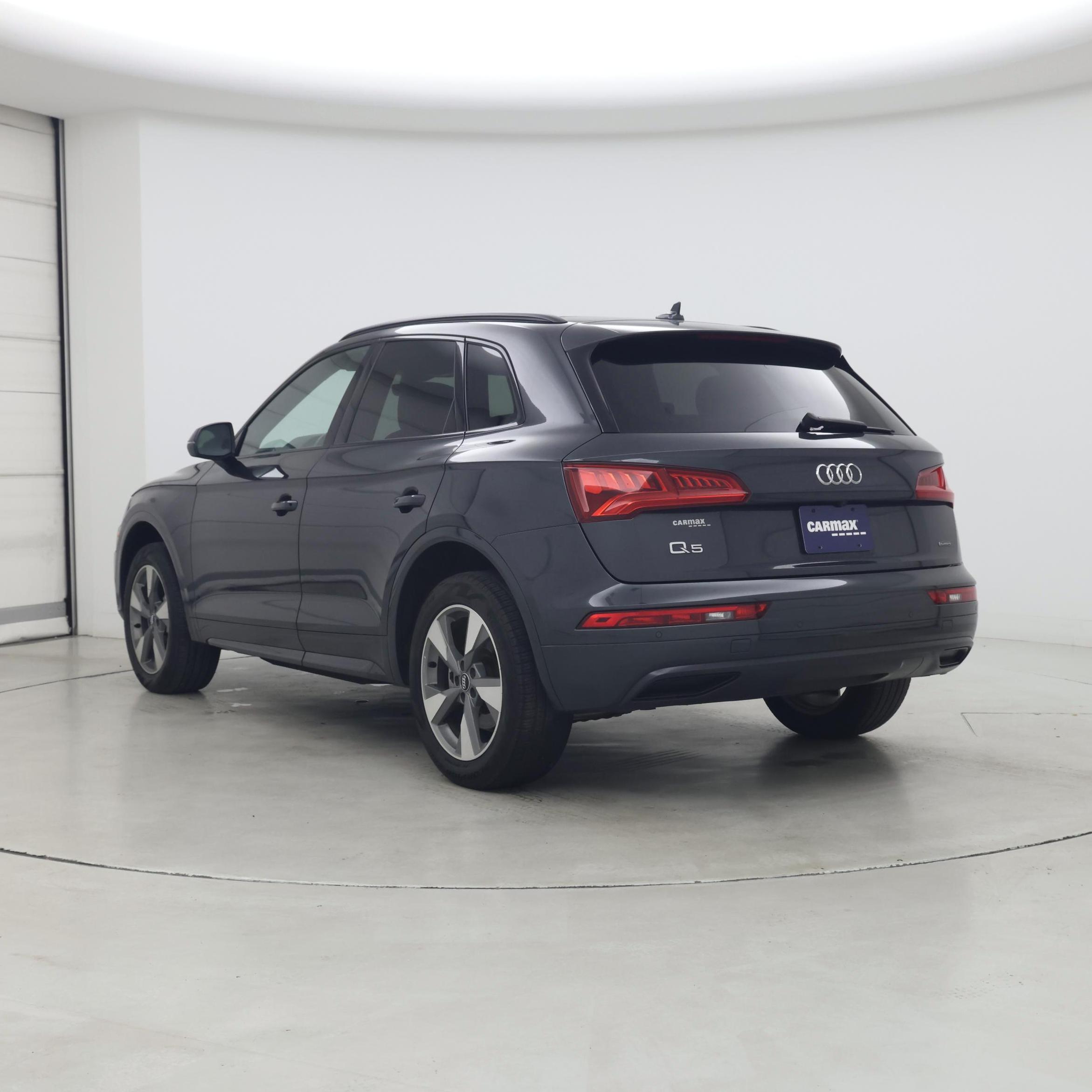 Thumbnail: 2020 Audi Q5 - 2