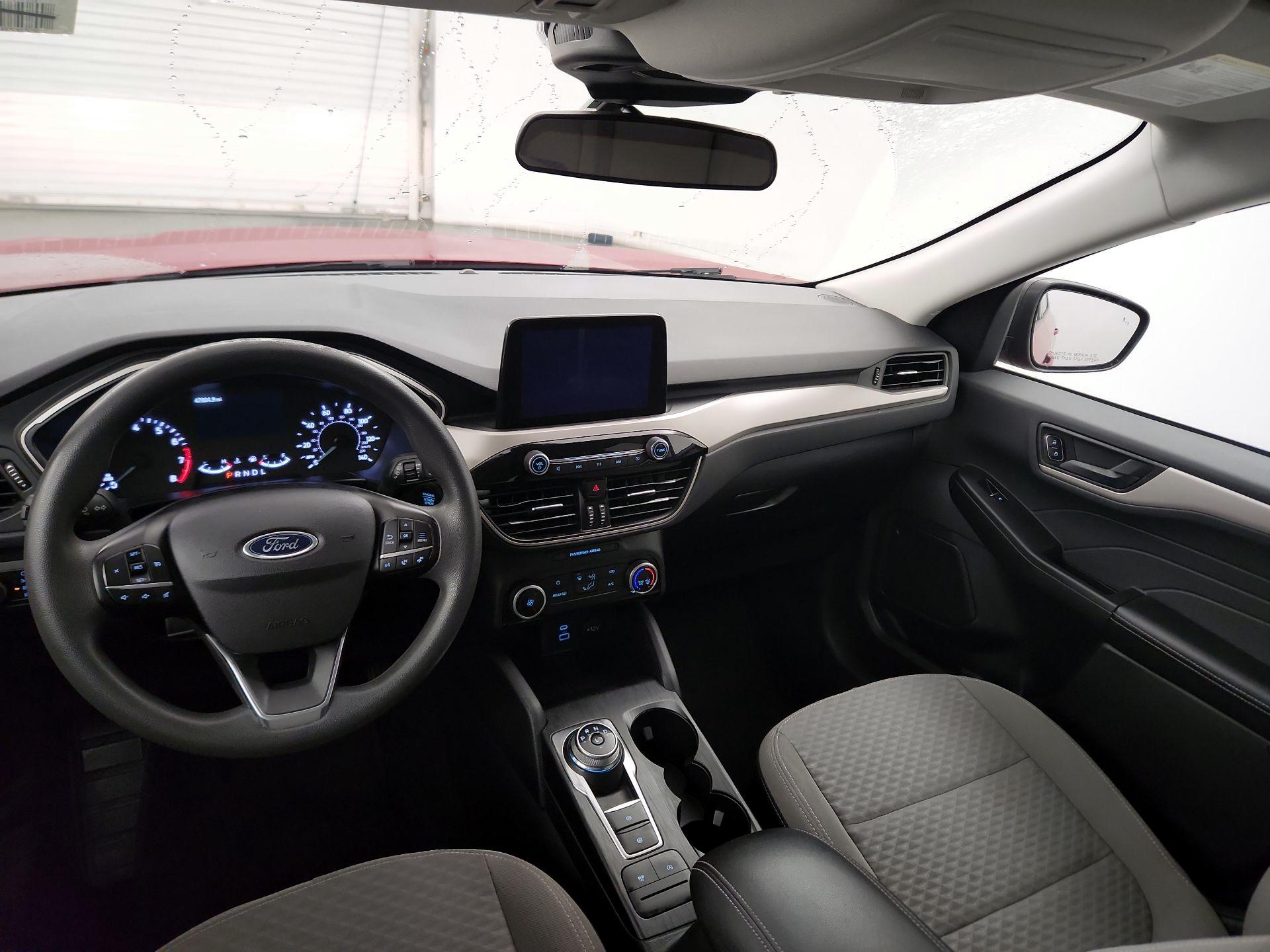 Thumbnail: 2022 Ford Escape - 9