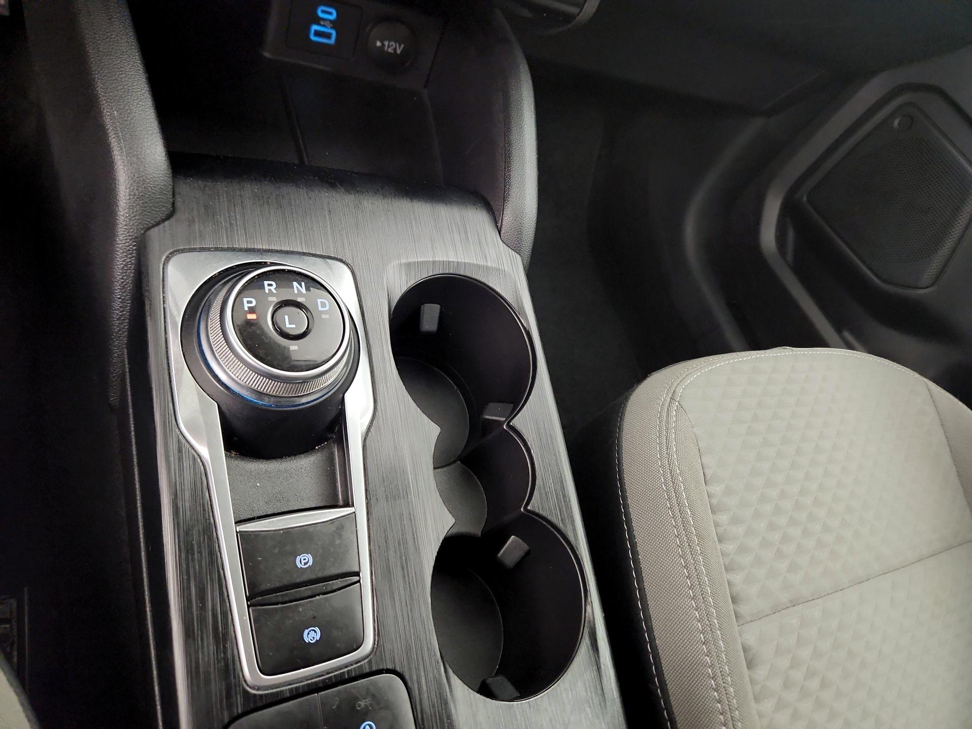 Thumbnail: 2022 Ford Escape - 17