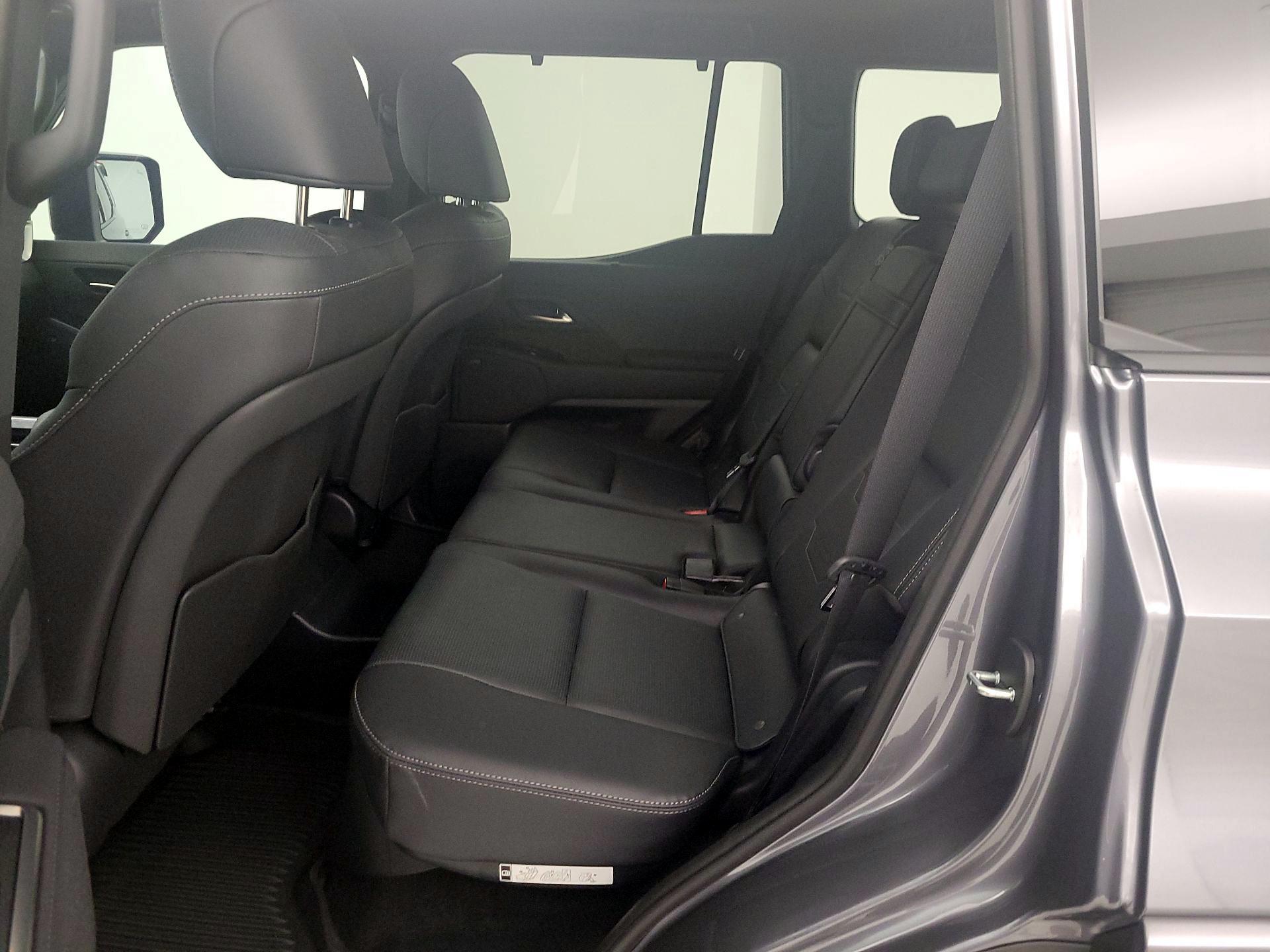 Thumbnail: 2025 Lexus GX - 18