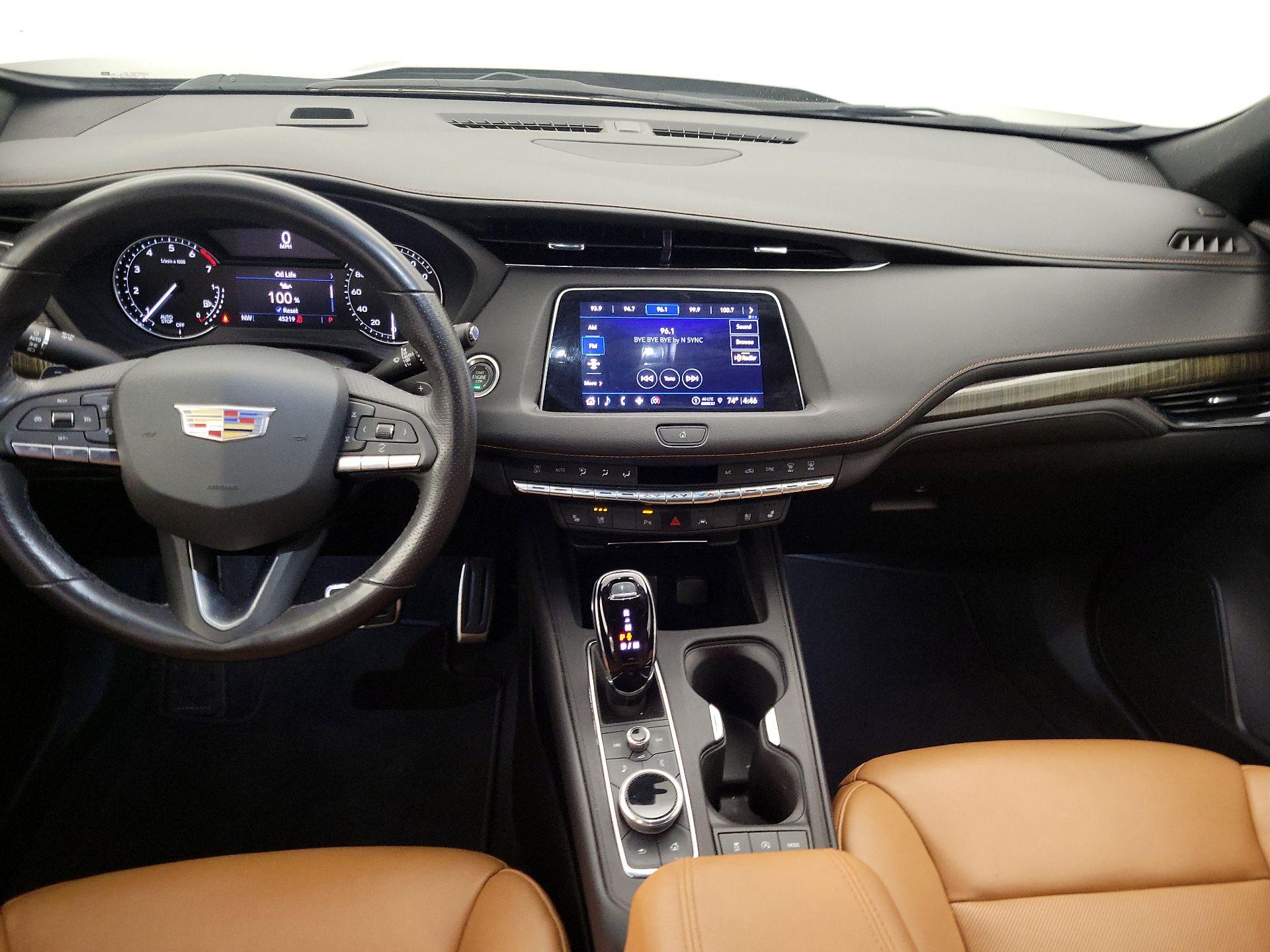 Thumbnail: 2023 Cadillac XT4 - 9