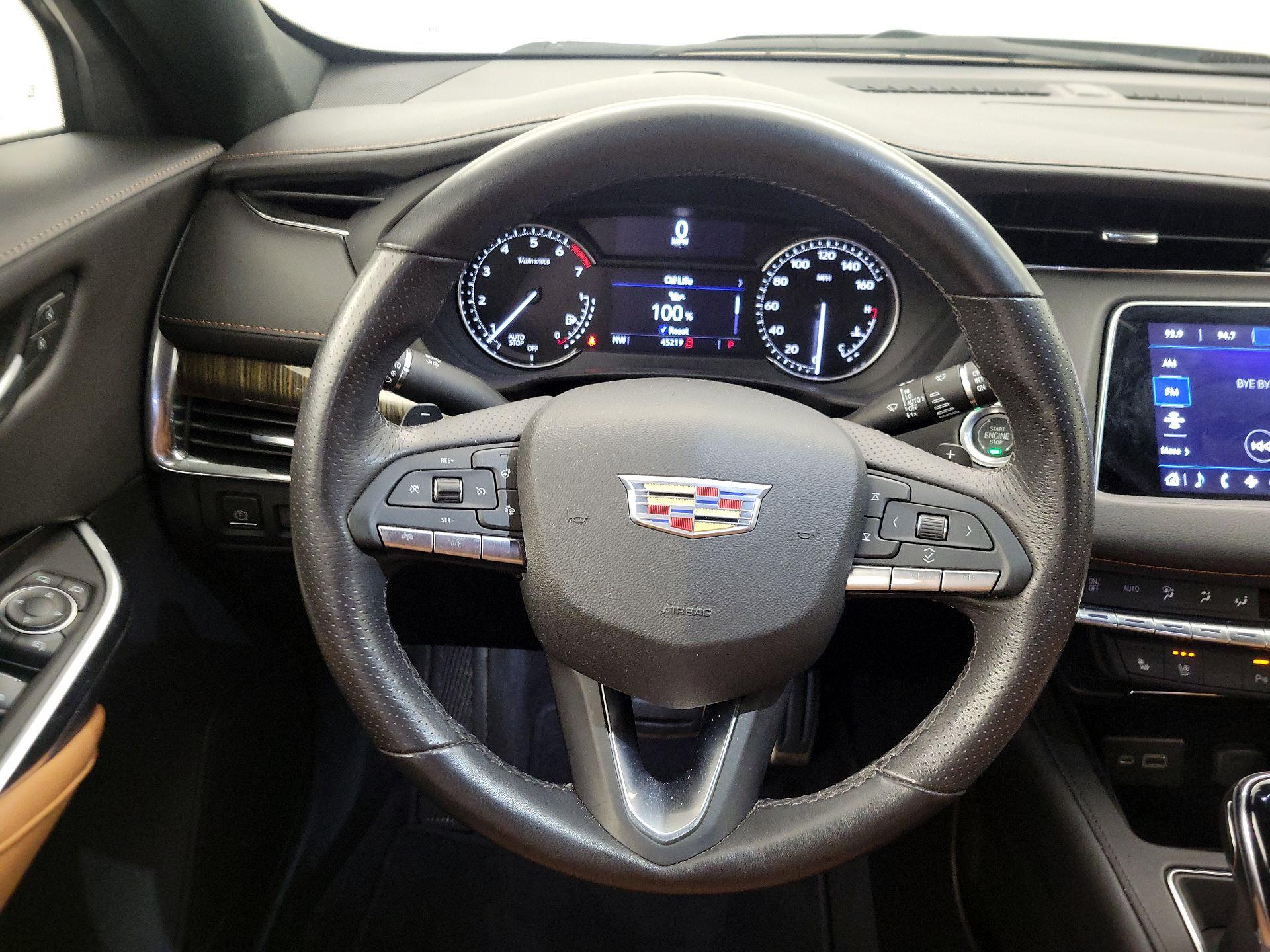 Thumbnail: 2023 Cadillac XT4 - 10