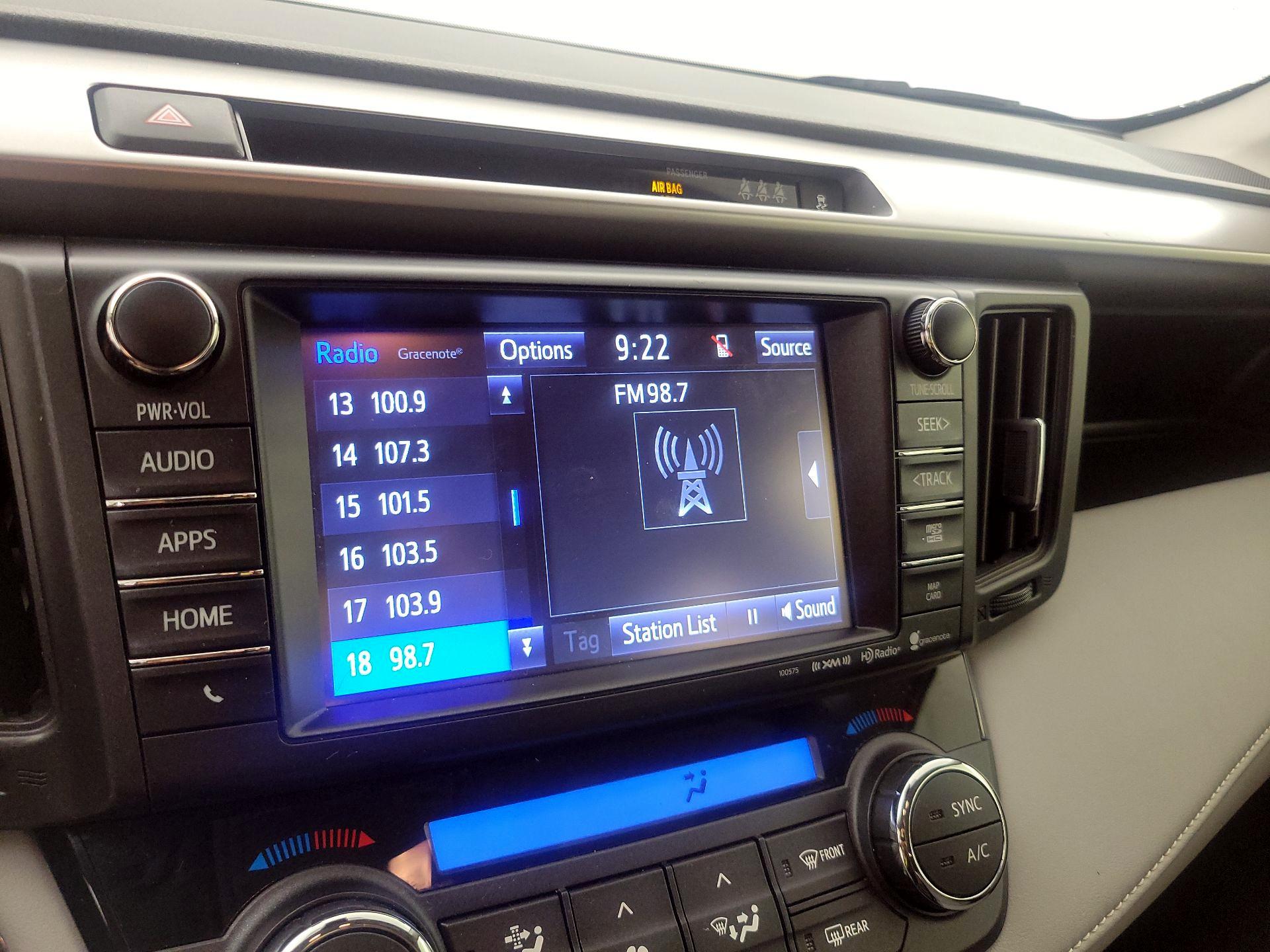 Thumbnail: 2017 Toyota RAV4 - 15
