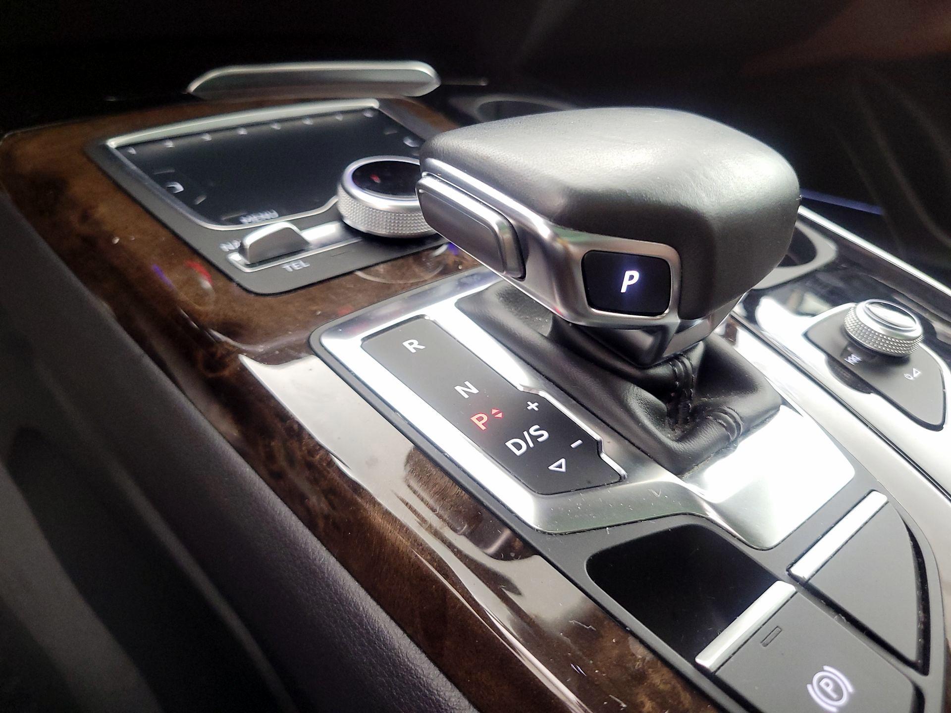 Thumbnail: 2018 Audi Q7 - 18