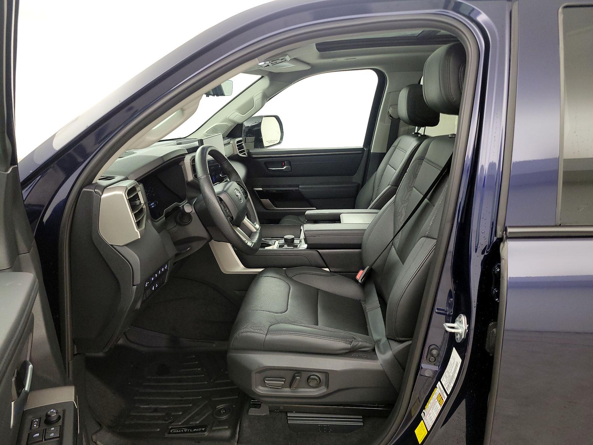 Thumbnail: 2024 Toyota Sequoia - 9