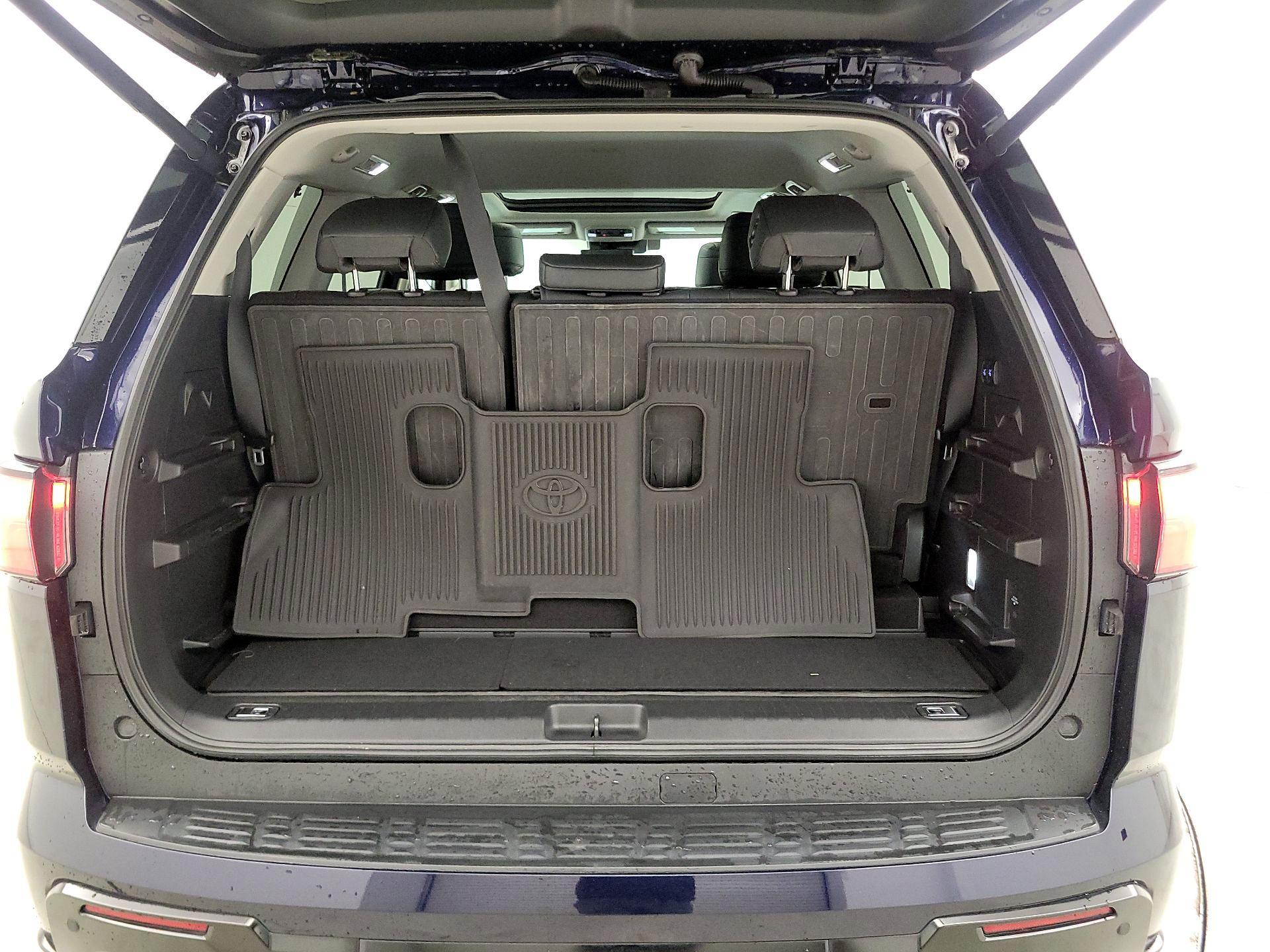 Thumbnail: 2024 Toyota Sequoia - 20