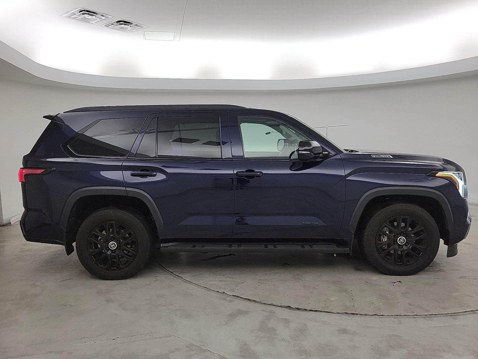 Thumbnail: 2024 Toyota Sequoia - 4