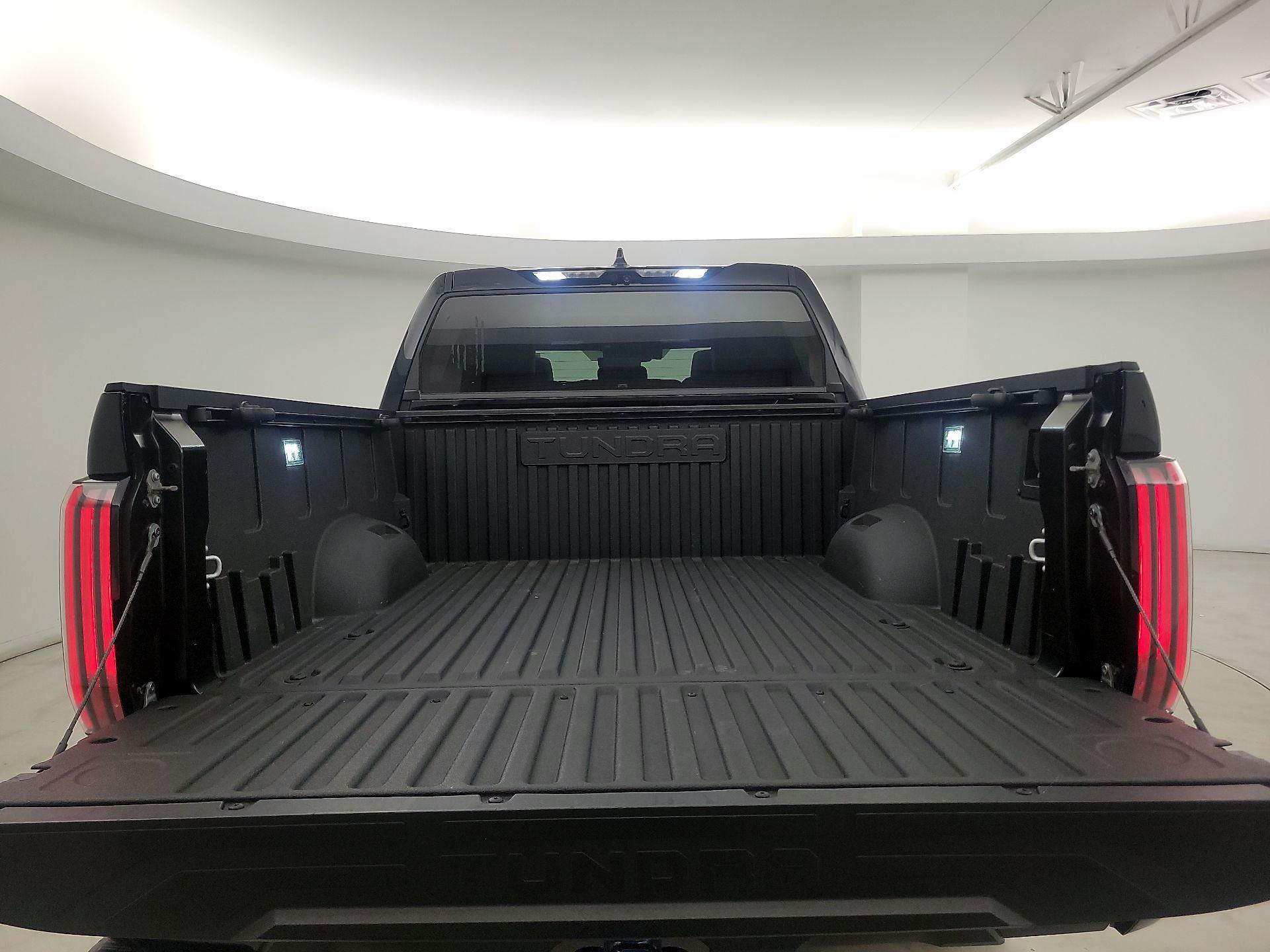 Thumbnail: 2023 Toyota Tundra - 19