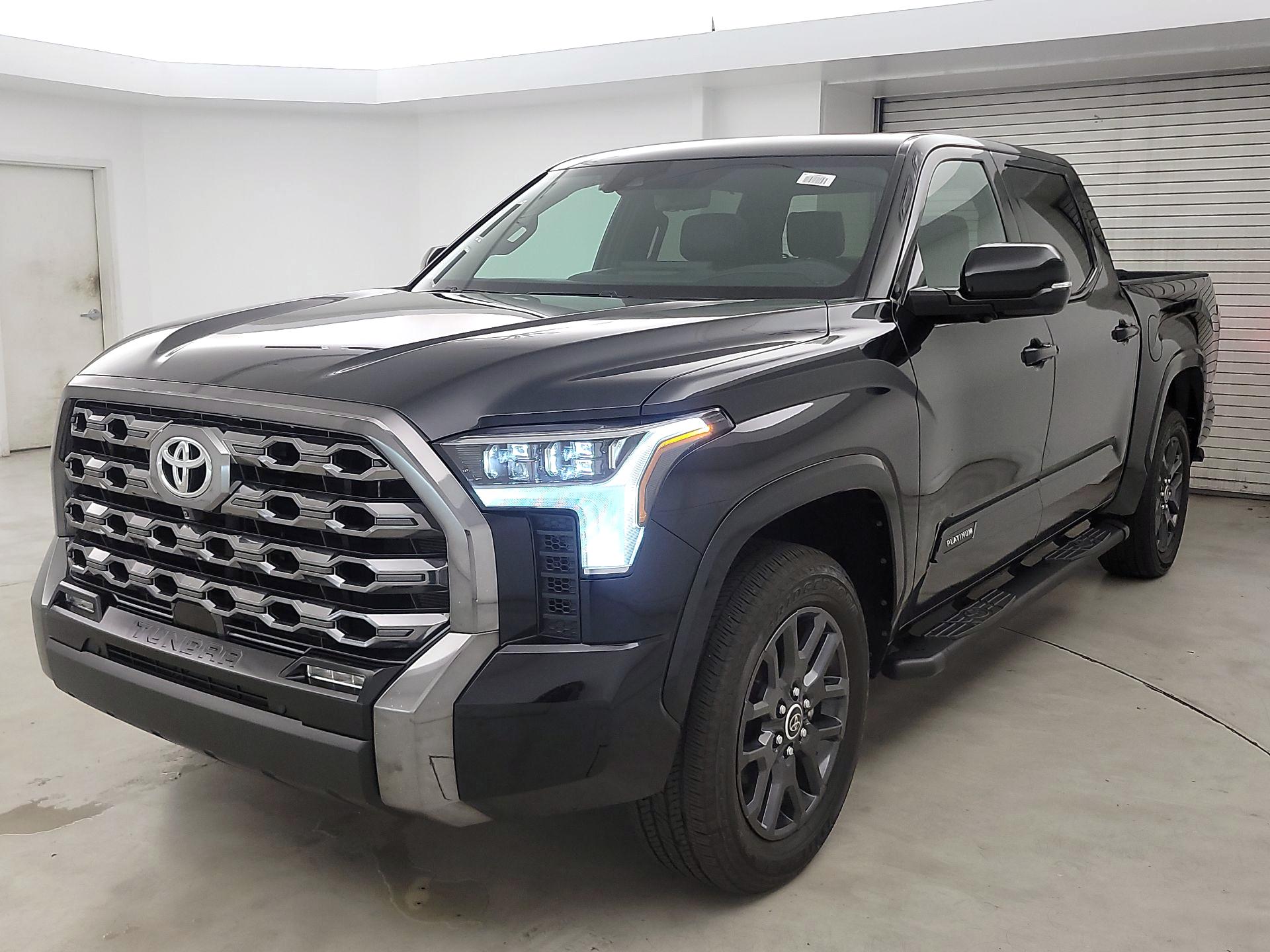 Thumbnail: 2023 Toyota Tundra - 3