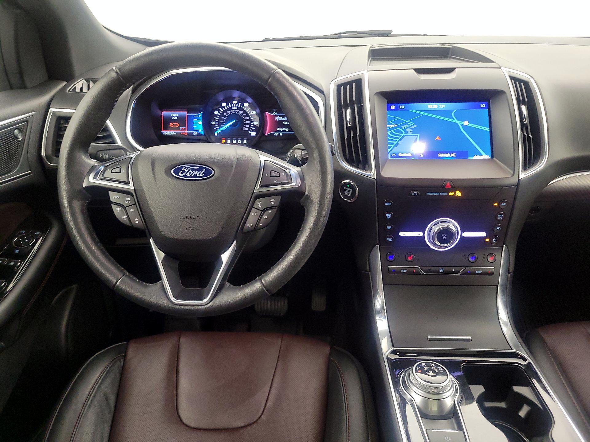 Thumbnail: 2020 Ford Edge - 10