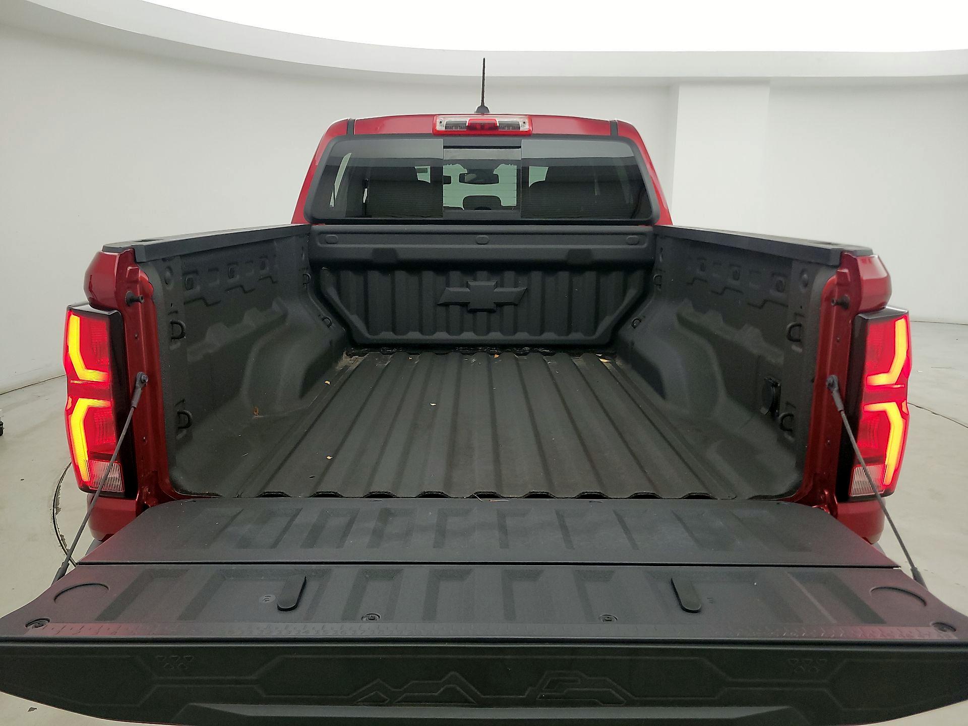 Thumbnail: 2024 Chevrolet Colorado - 20