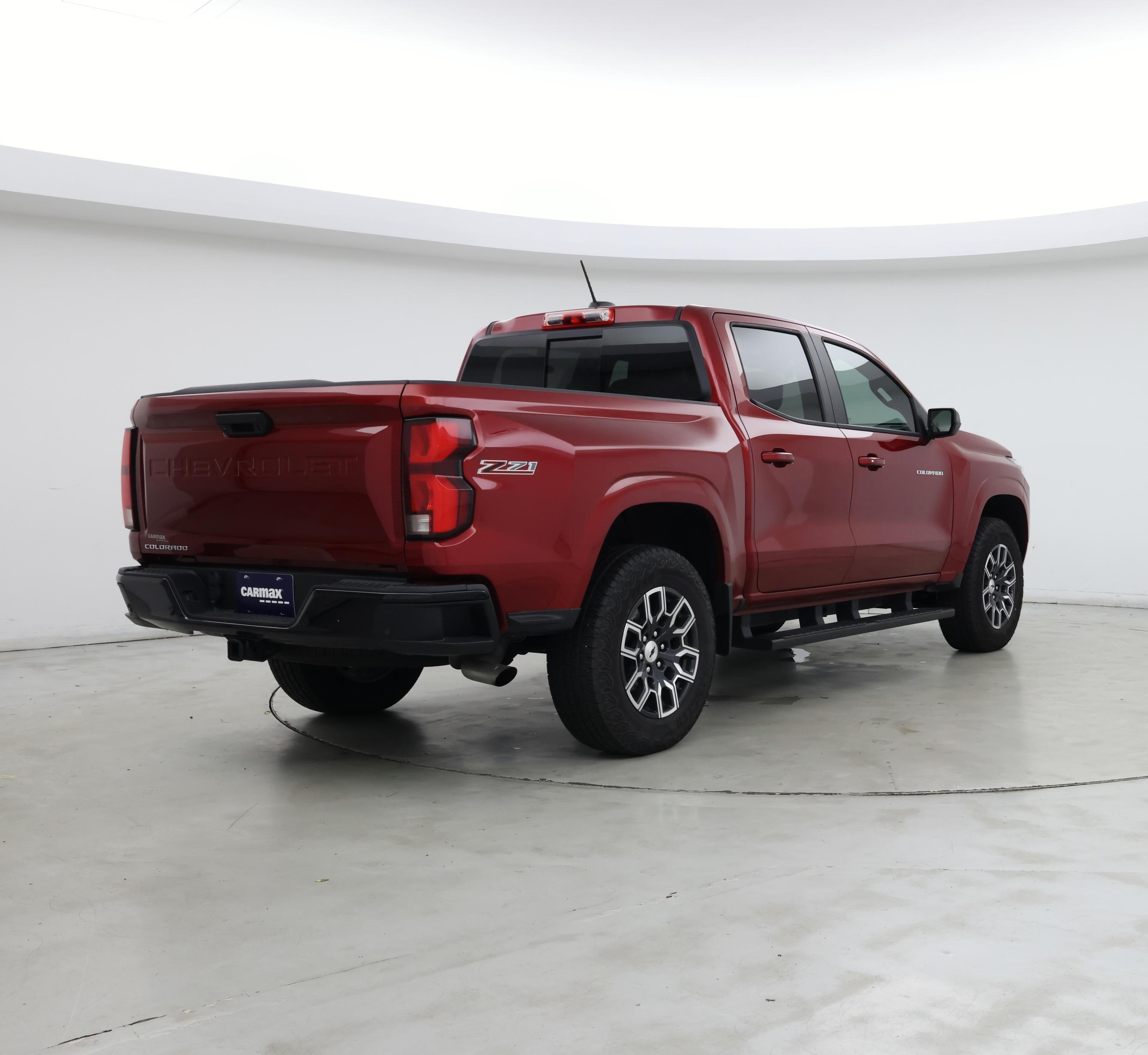 Thumbnail: 2024 Chevrolet Colorado - 8