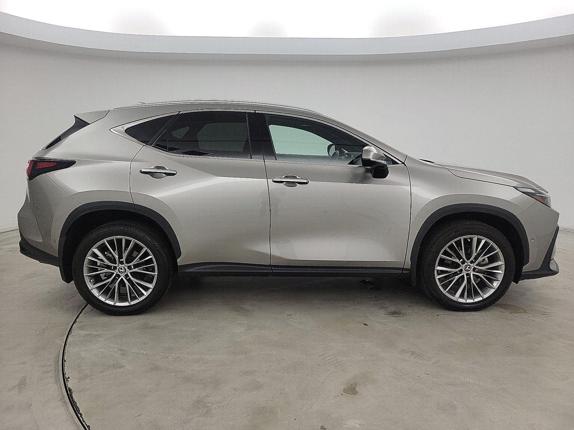 Thumbnail: 2022 Lexus NX - 4