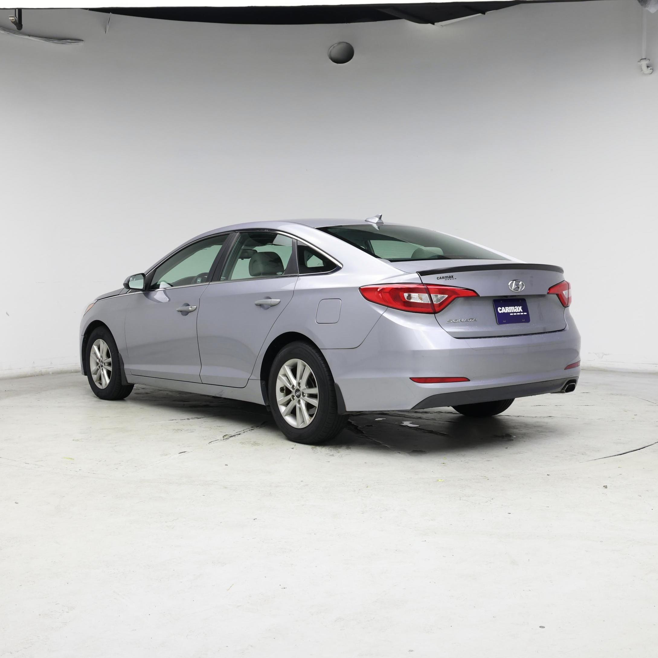 Thumbnail: 2015 Hyundai Sonata - 2