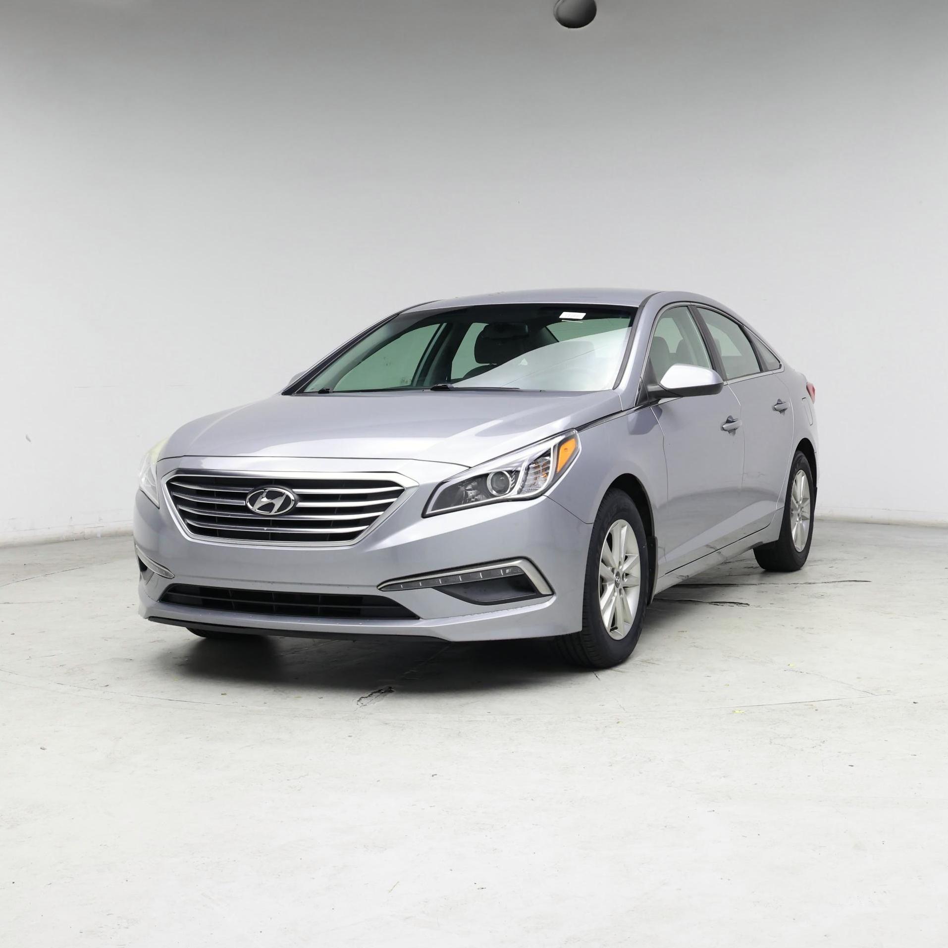 Thumbnail: 2015 Hyundai Sonata - 4