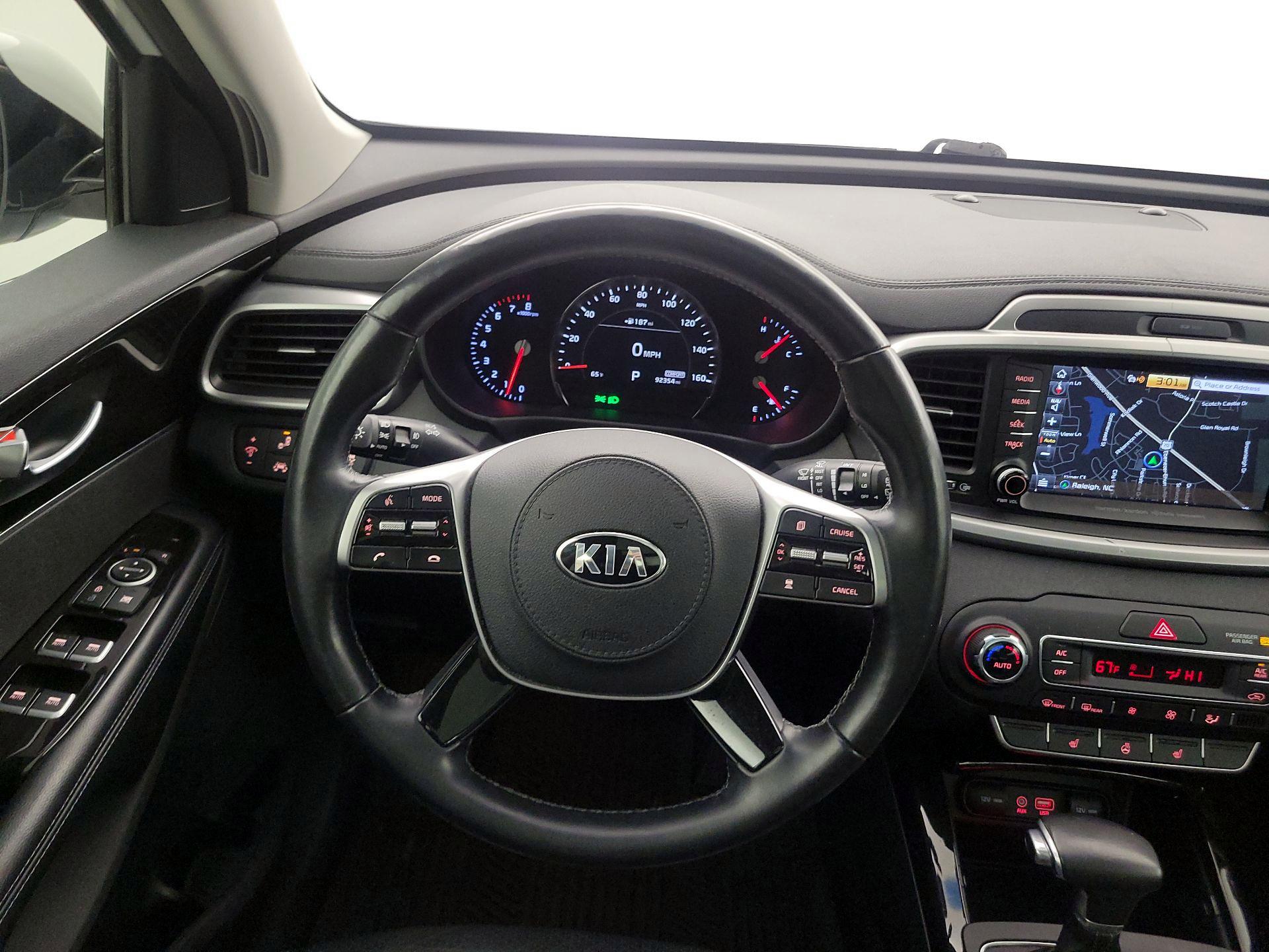 Thumbnail: 2019 Kia Sorento - 10