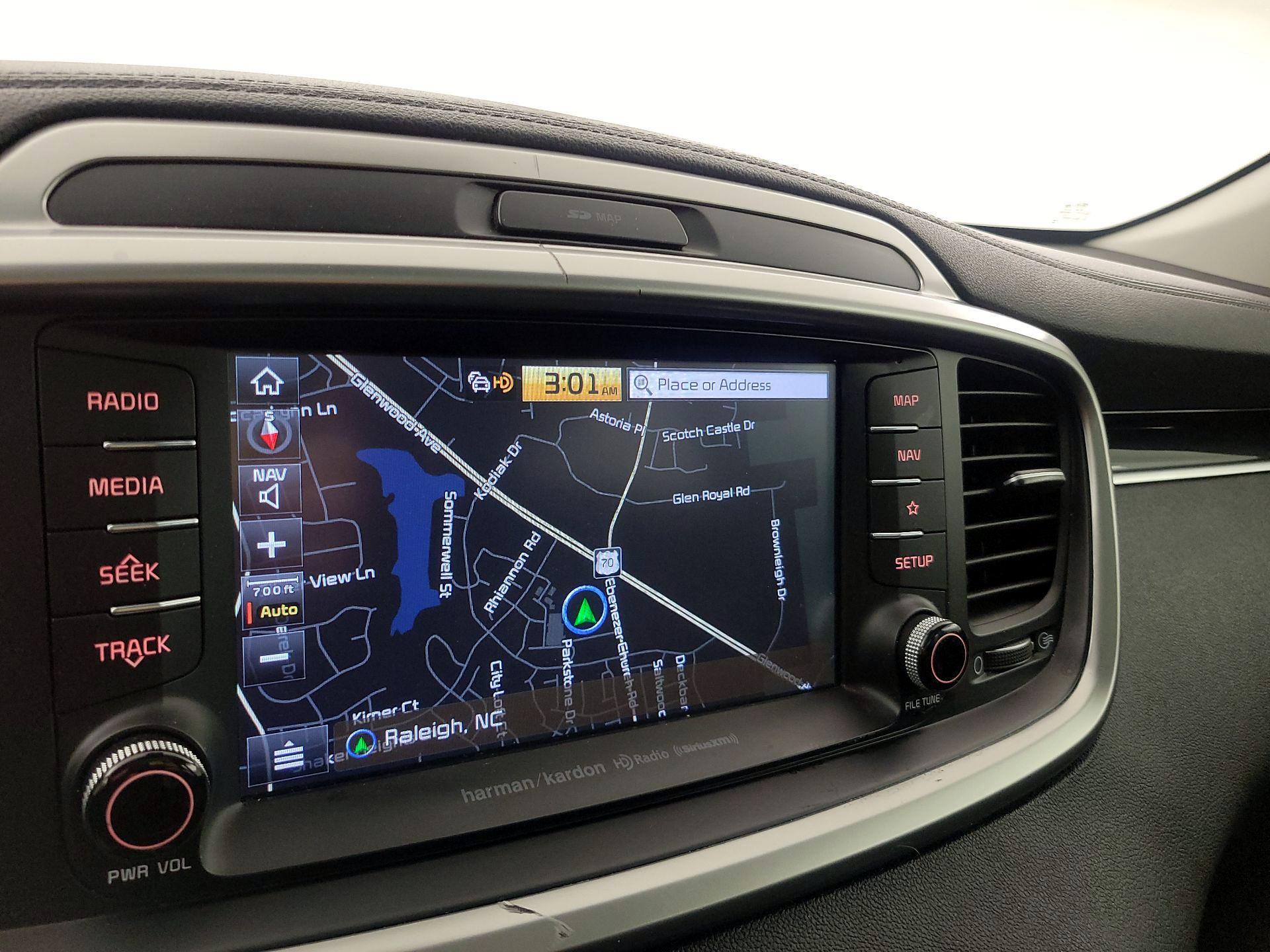Thumbnail: 2019 Kia Sorento - 14