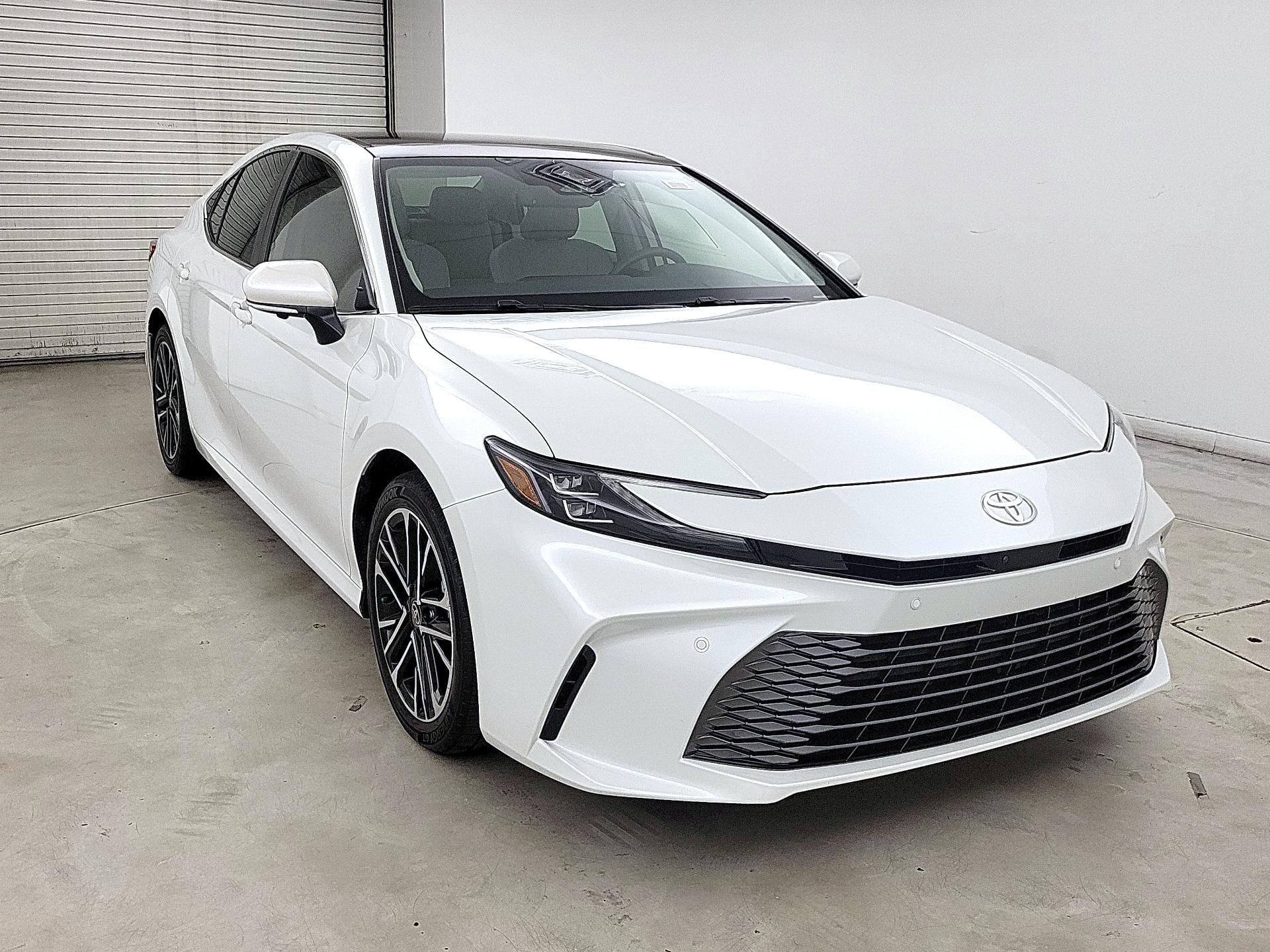 Thumbnail: 2025 Toyota Camry - 1