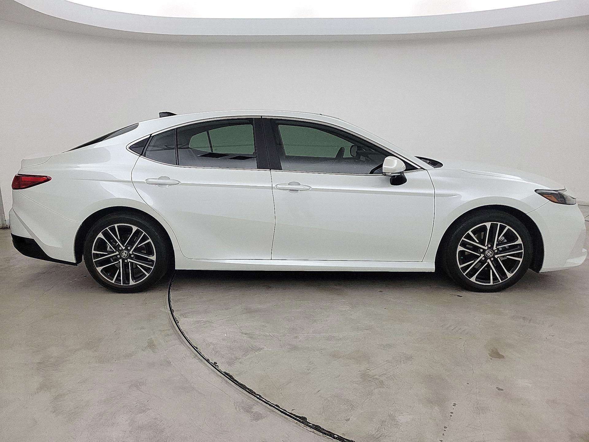 Thumbnail: 2025 Toyota Camry - 4