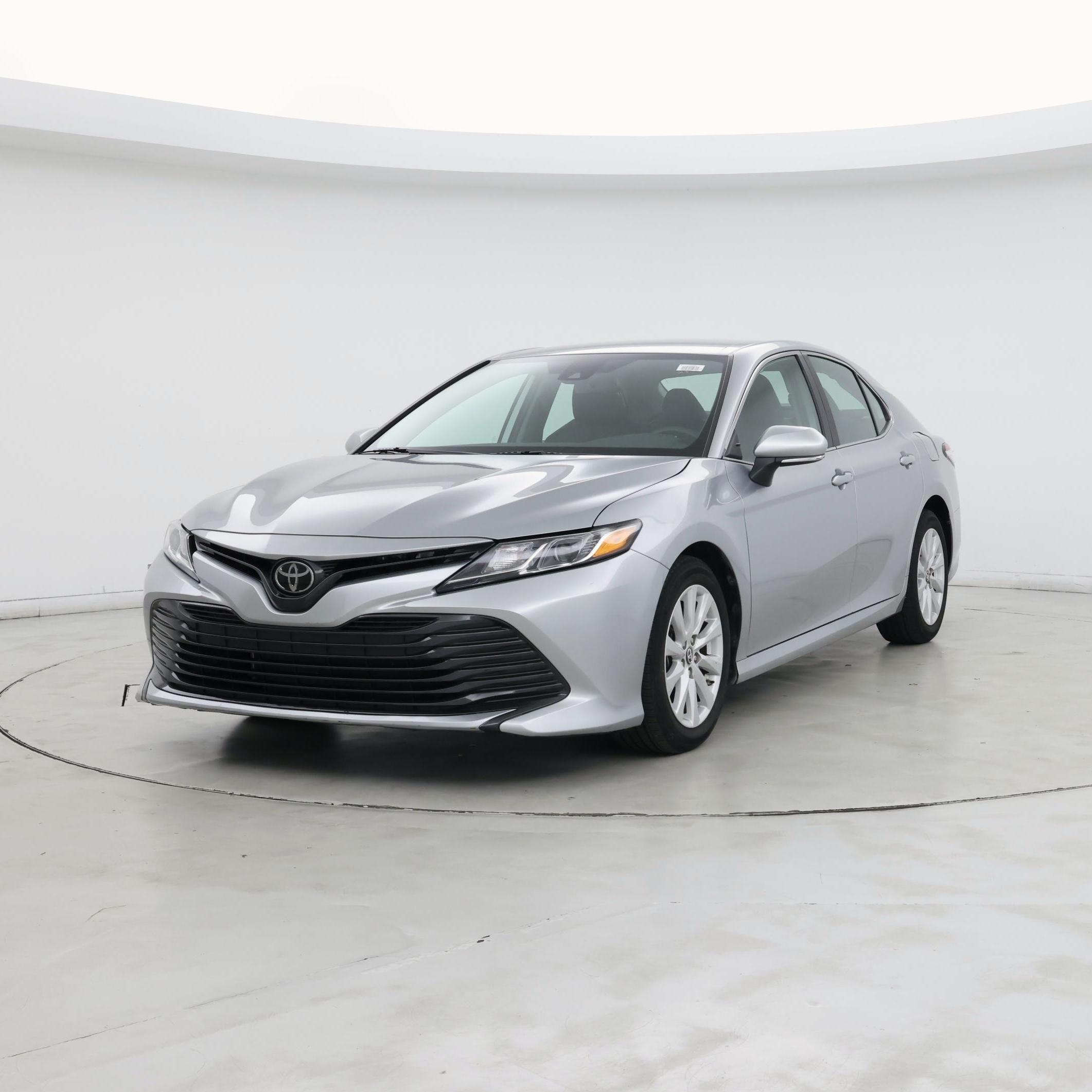 Thumbnail: 2019 Toyota Camry - 4