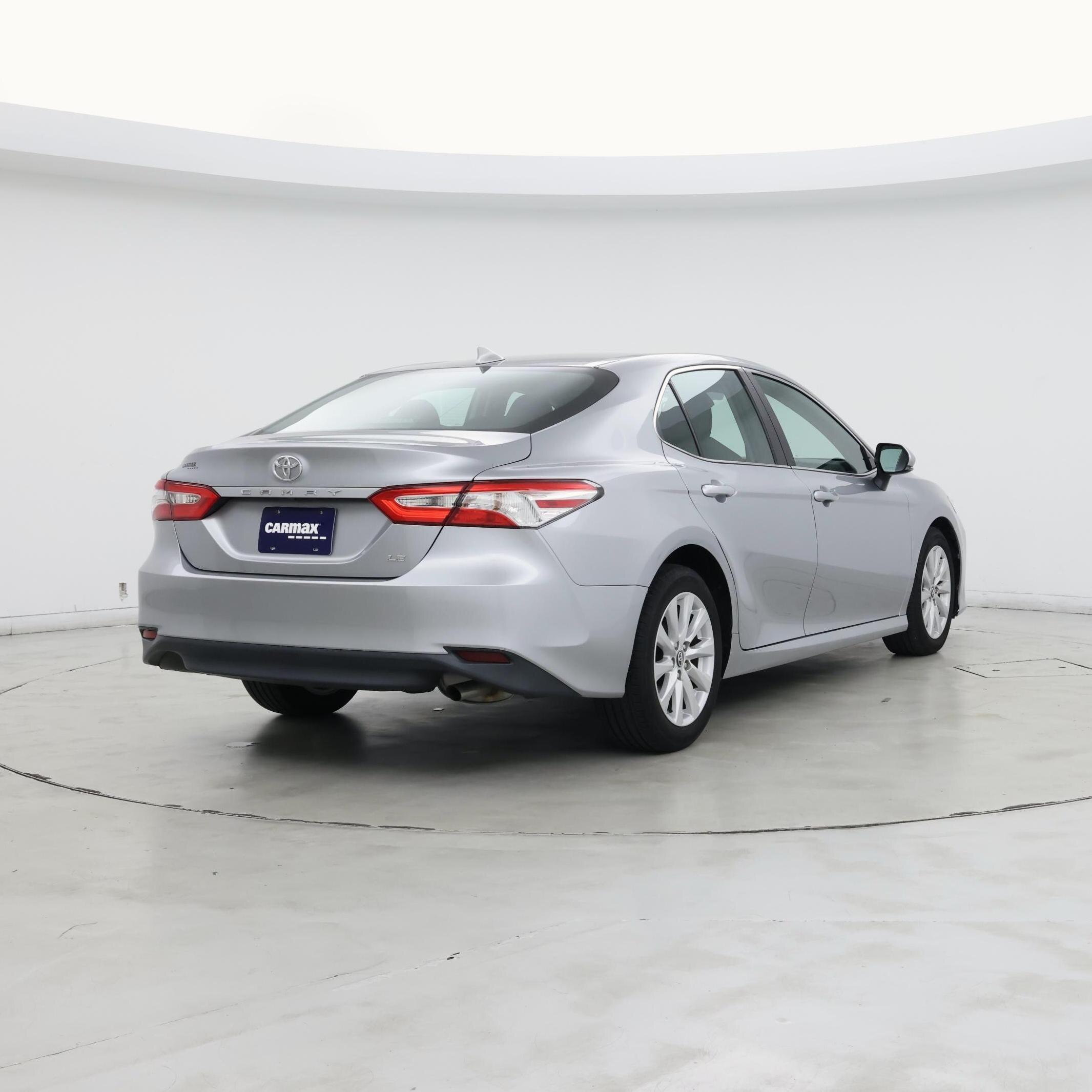 Thumbnail: 2019 Toyota Camry - 8