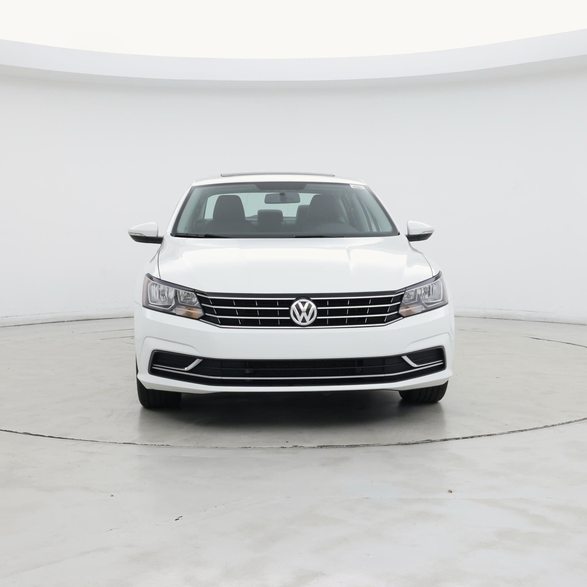 Thumbnail: 2019 Volkswagen Passat - 5