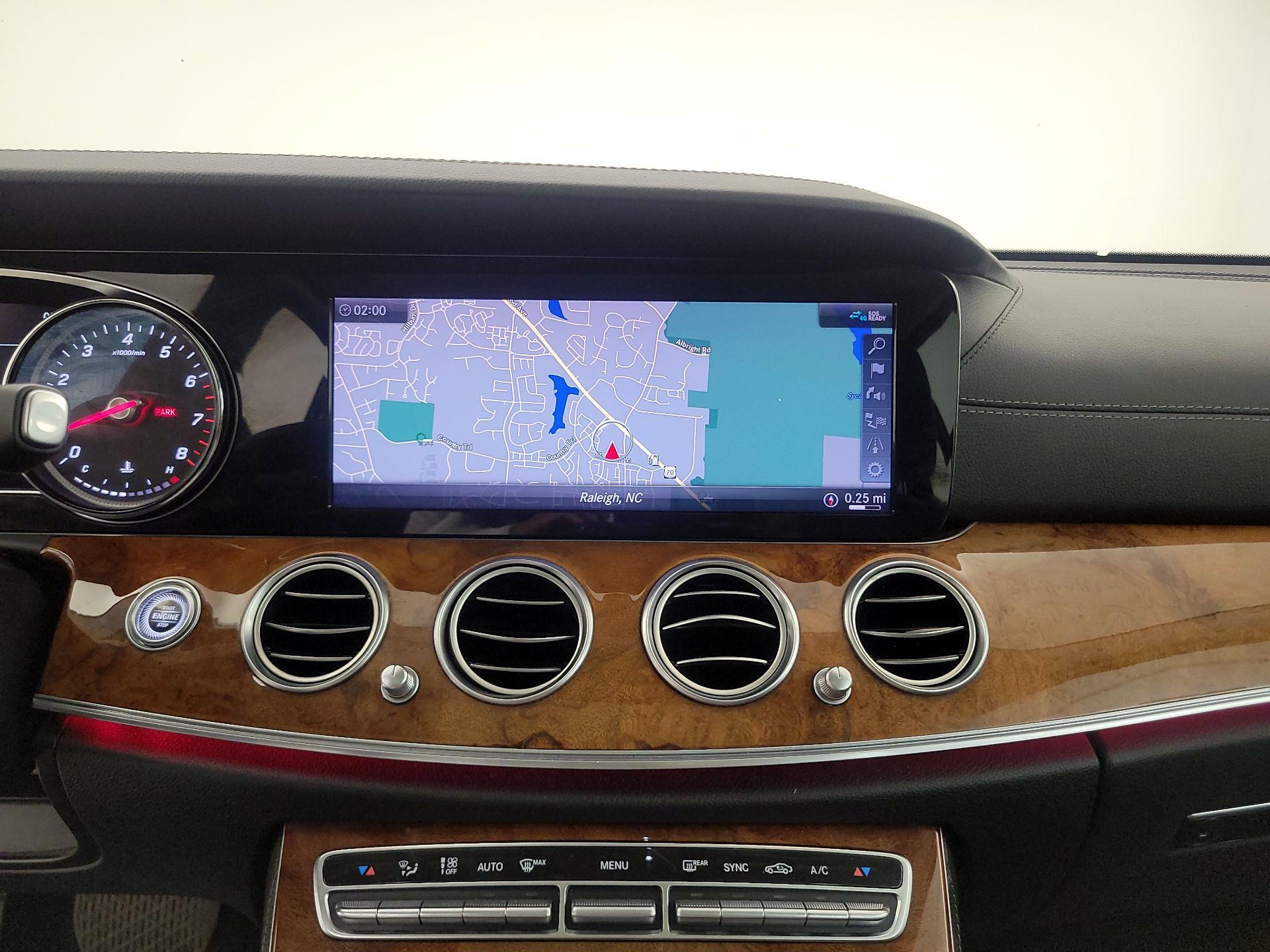 Thumbnail: 2019 Mercedes-Benz E-Class - 14