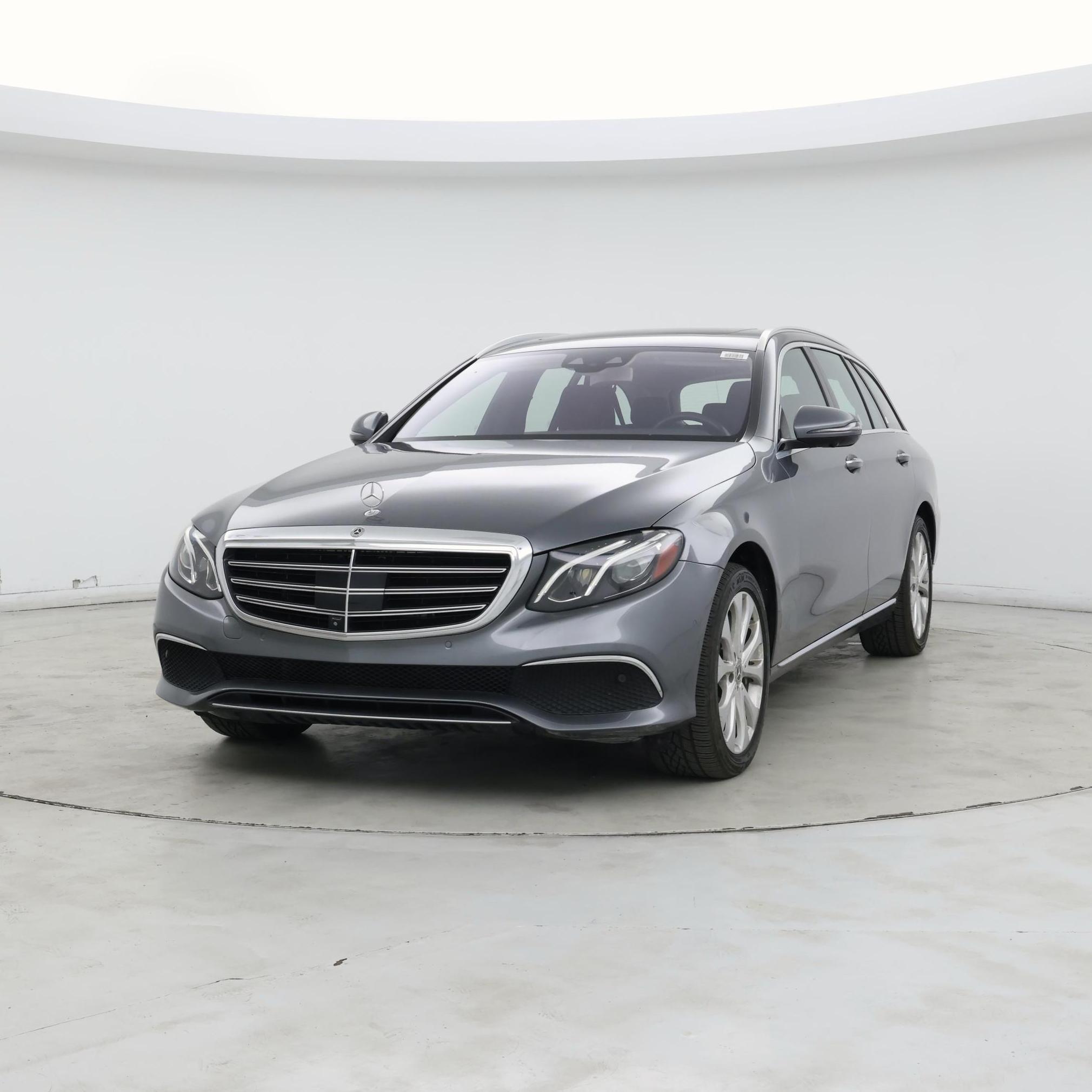 Thumbnail: 2019 Mercedes-Benz E-Class - 4