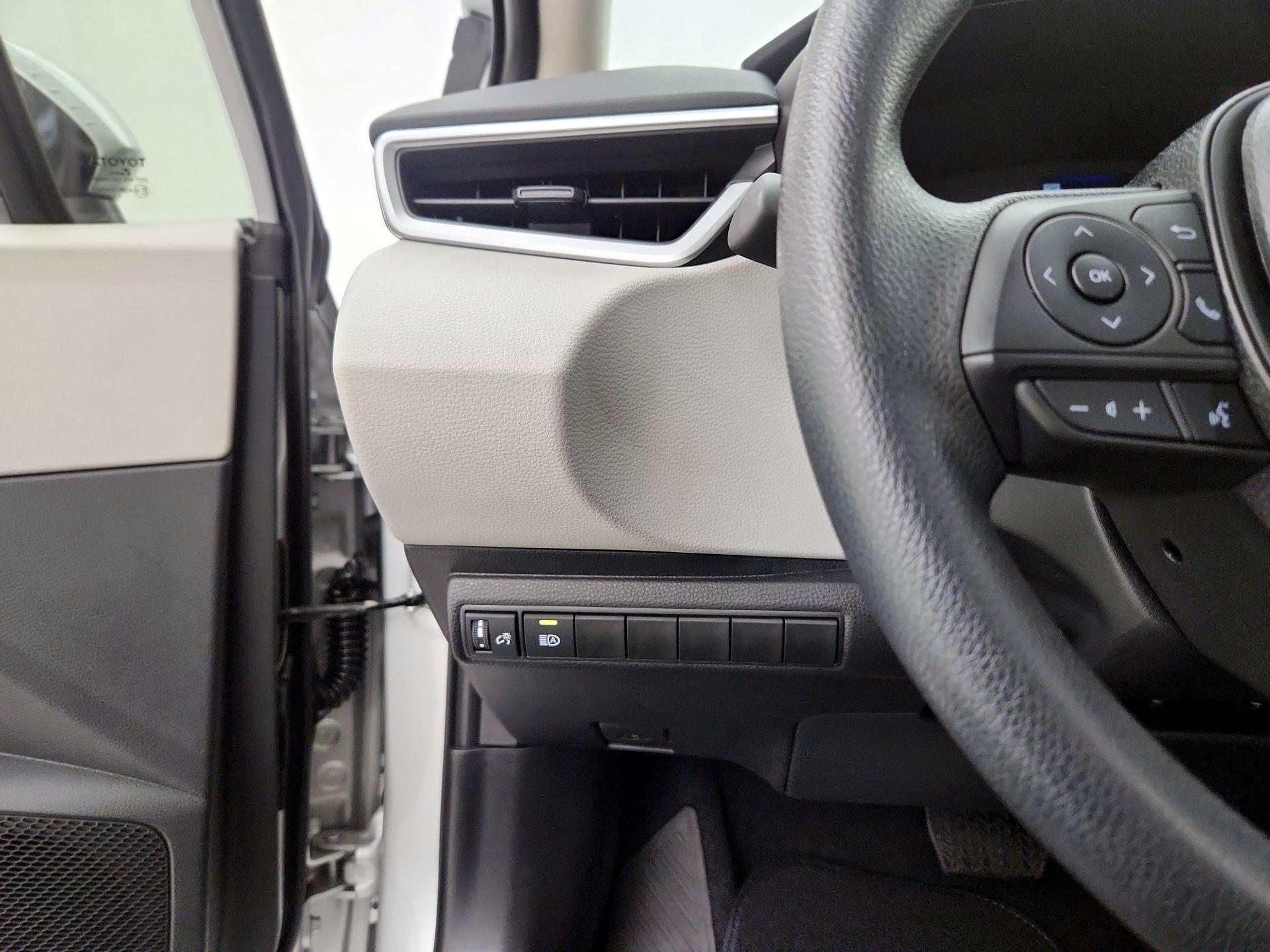 Thumbnail: 2025 Toyota Corolla - 13