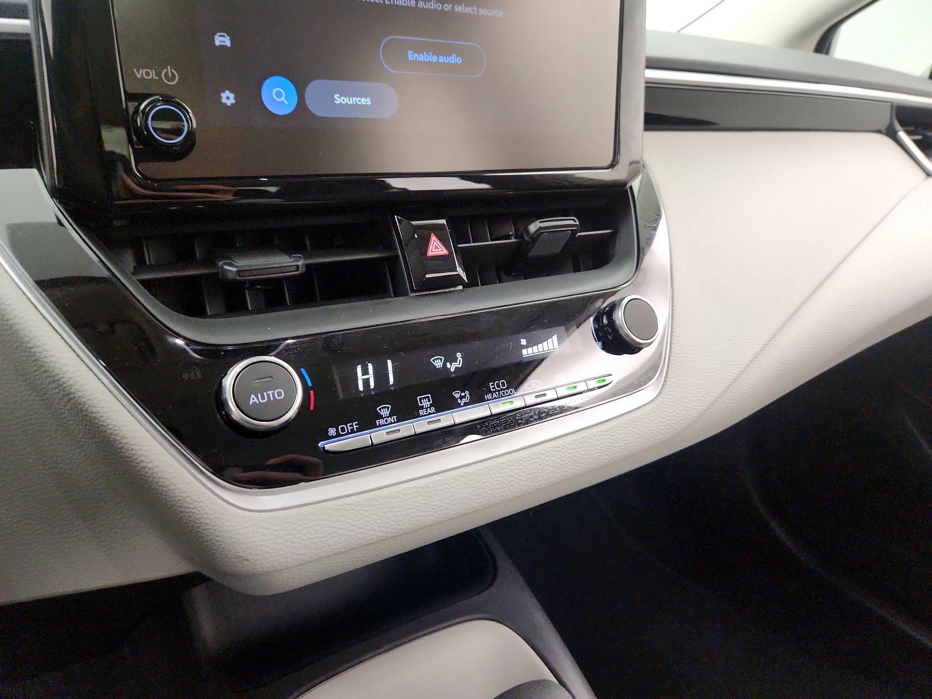 Thumbnail: 2025 Toyota Corolla - 16