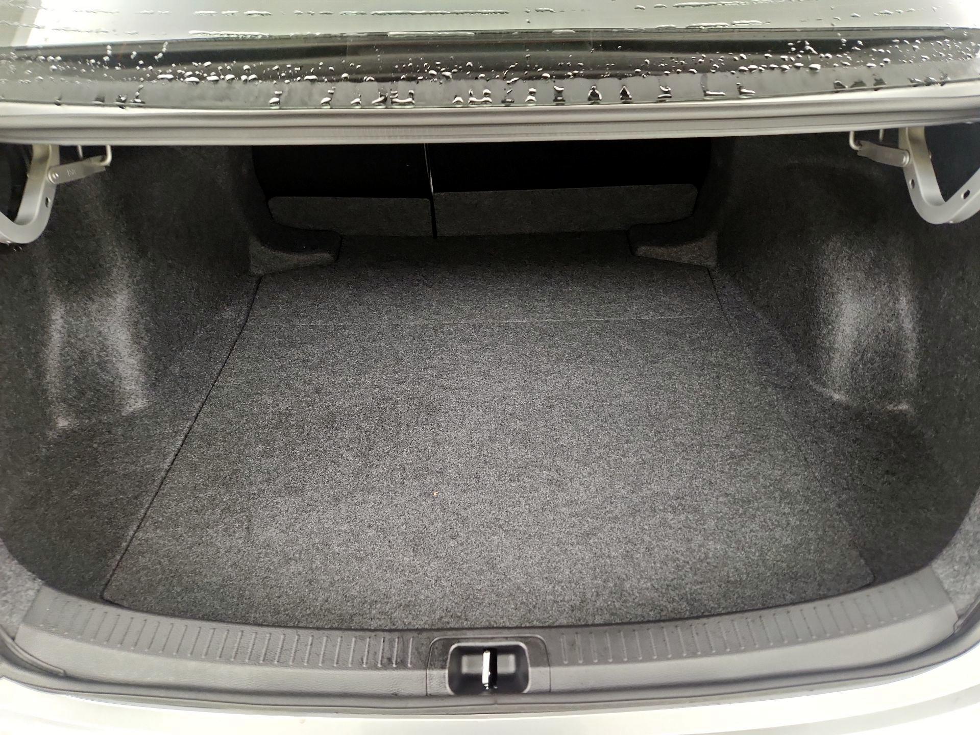 Thumbnail: 2025 Toyota Corolla - 20