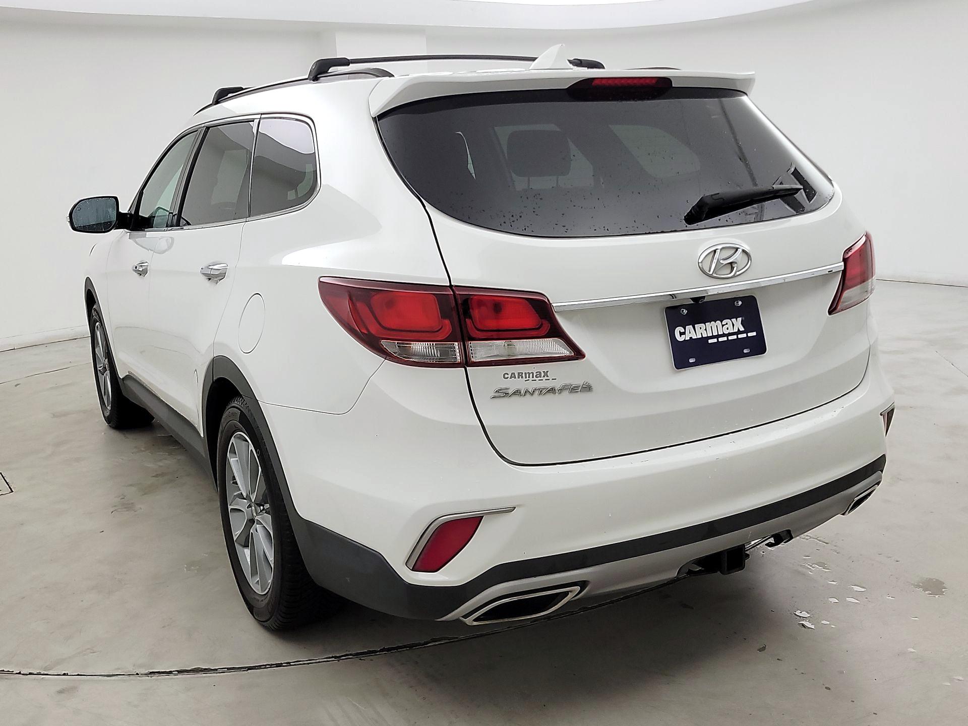 Thumbnail: 2017 Hyundai Santa Fe - 7