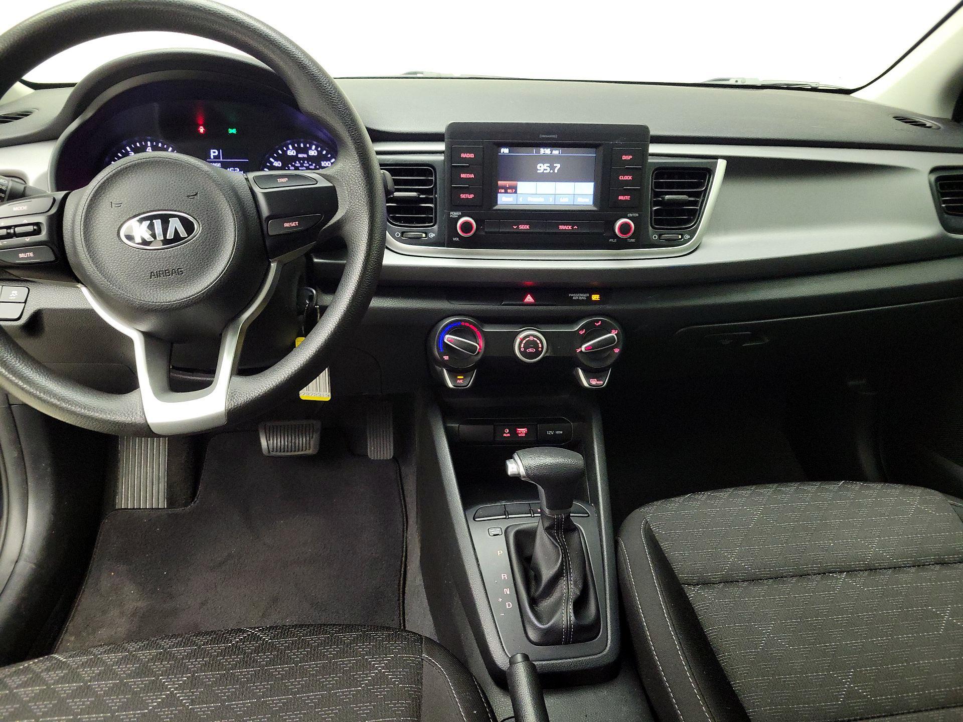Thumbnail: 2018 Kia Rio5 - 9