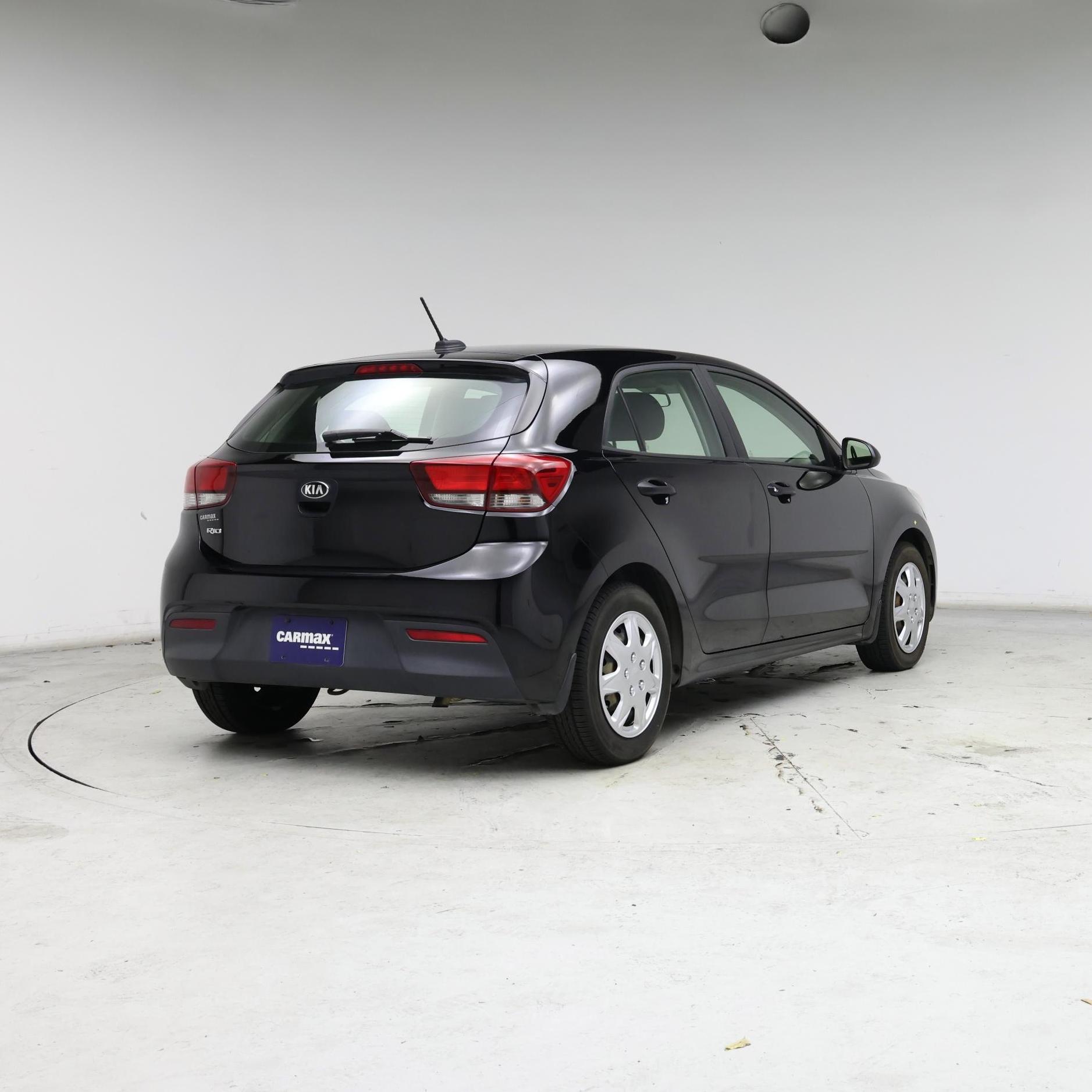 Thumbnail: 2018 Kia Rio5 - 8