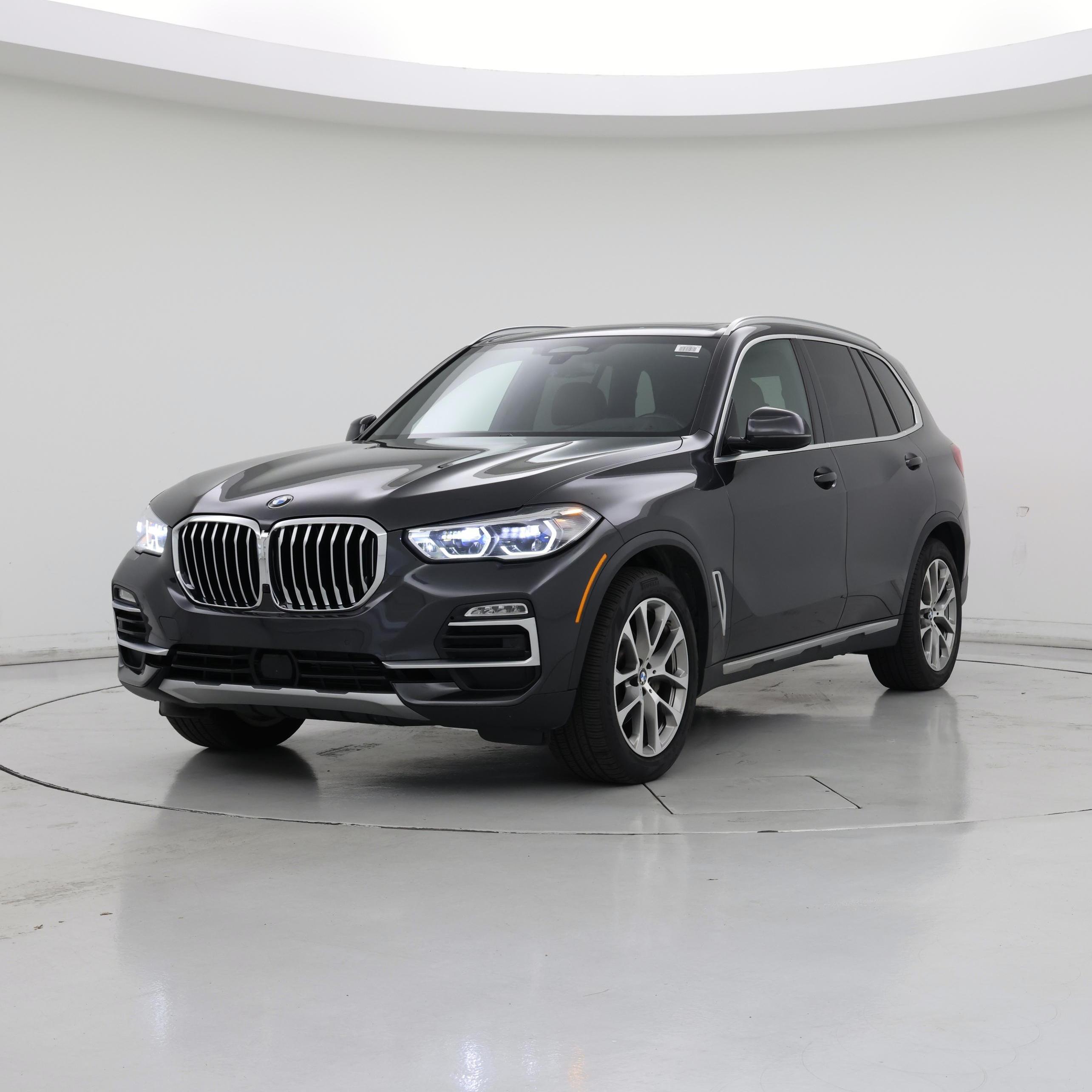 Thumbnail: 2021 BMW X5 - 4
