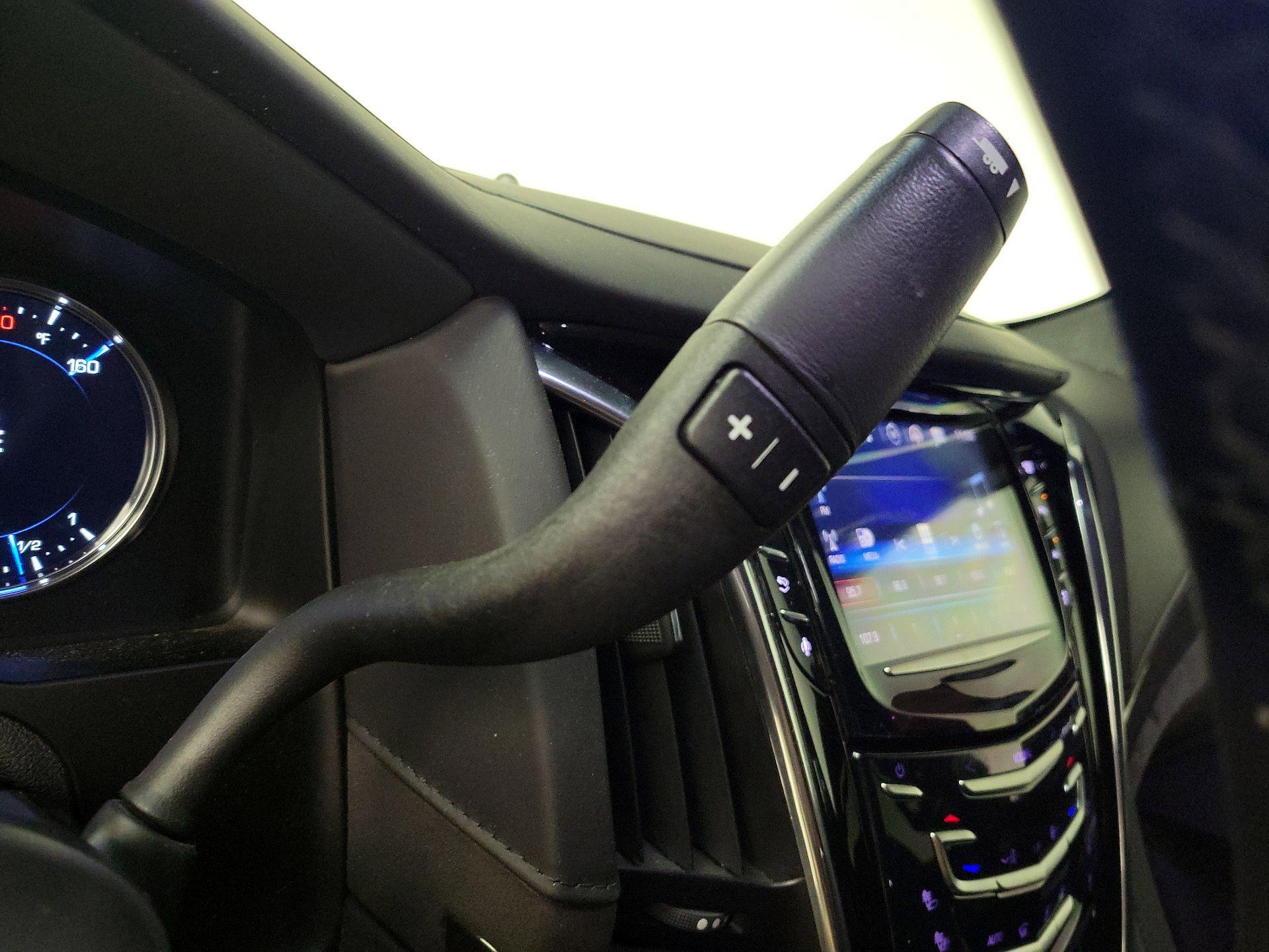 Thumbnail: 2016 Cadillac Escalade - 17