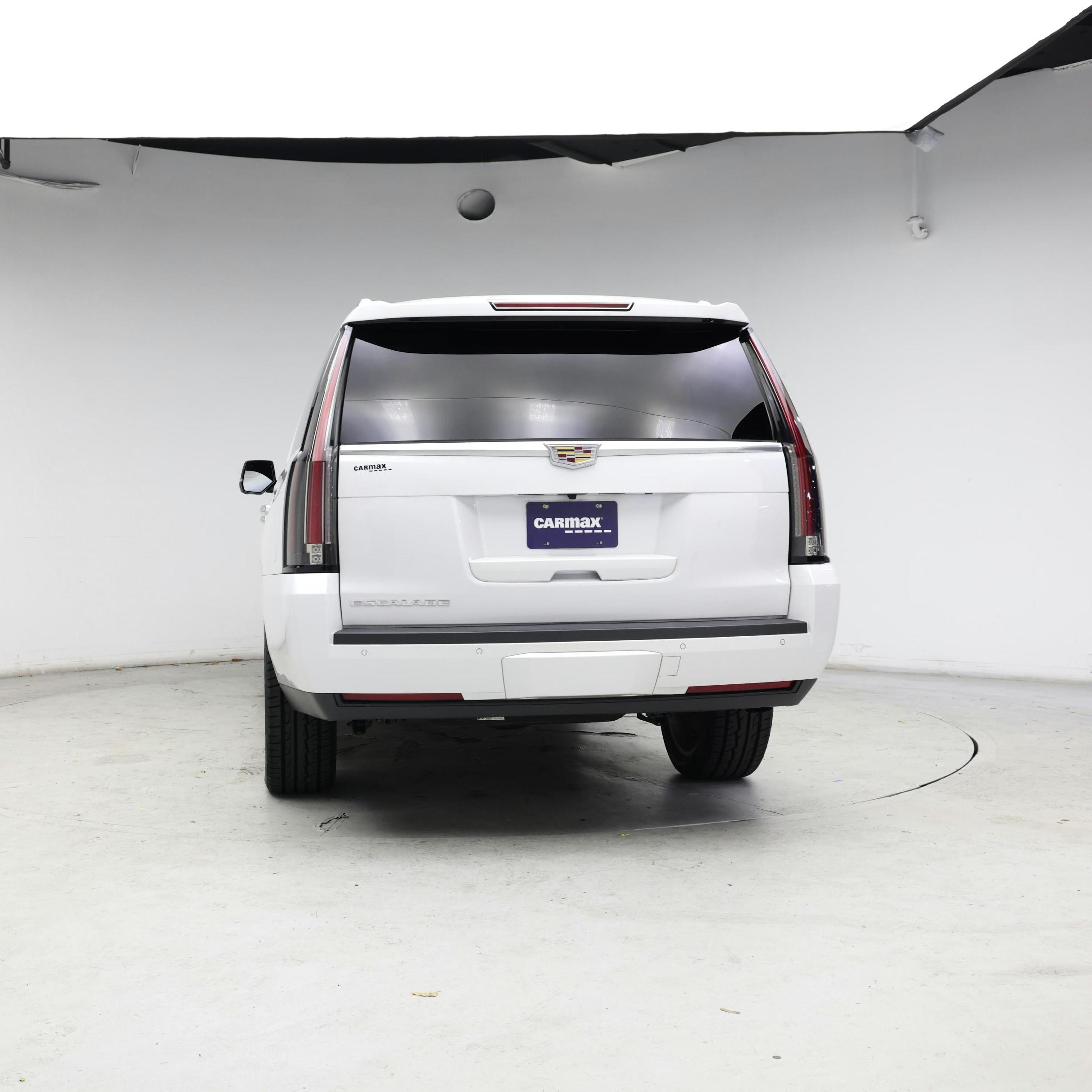 Thumbnail: 2016 Cadillac Escalade - 6