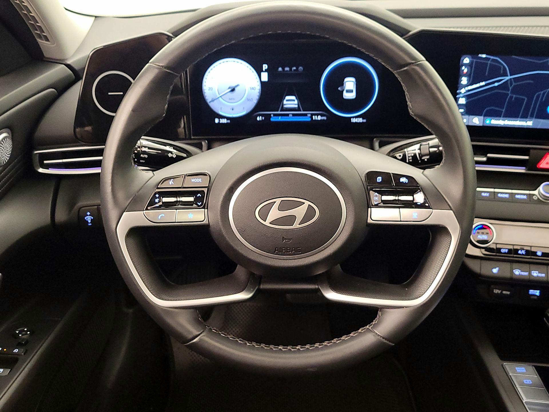 Thumbnail: 2024 Hyundai Elantra - 10