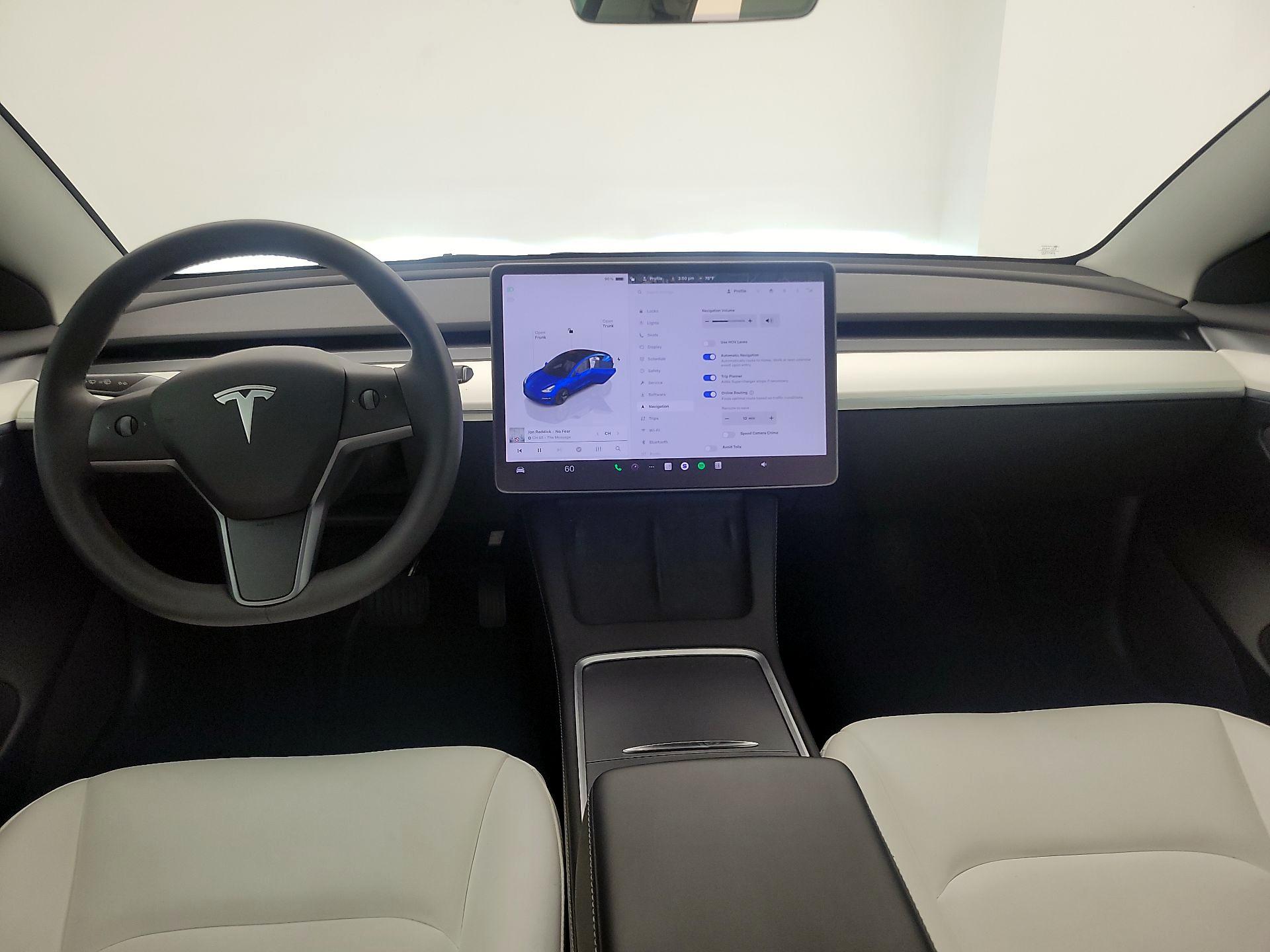 Thumbnail: 2022 Tesla Model 3 - 9