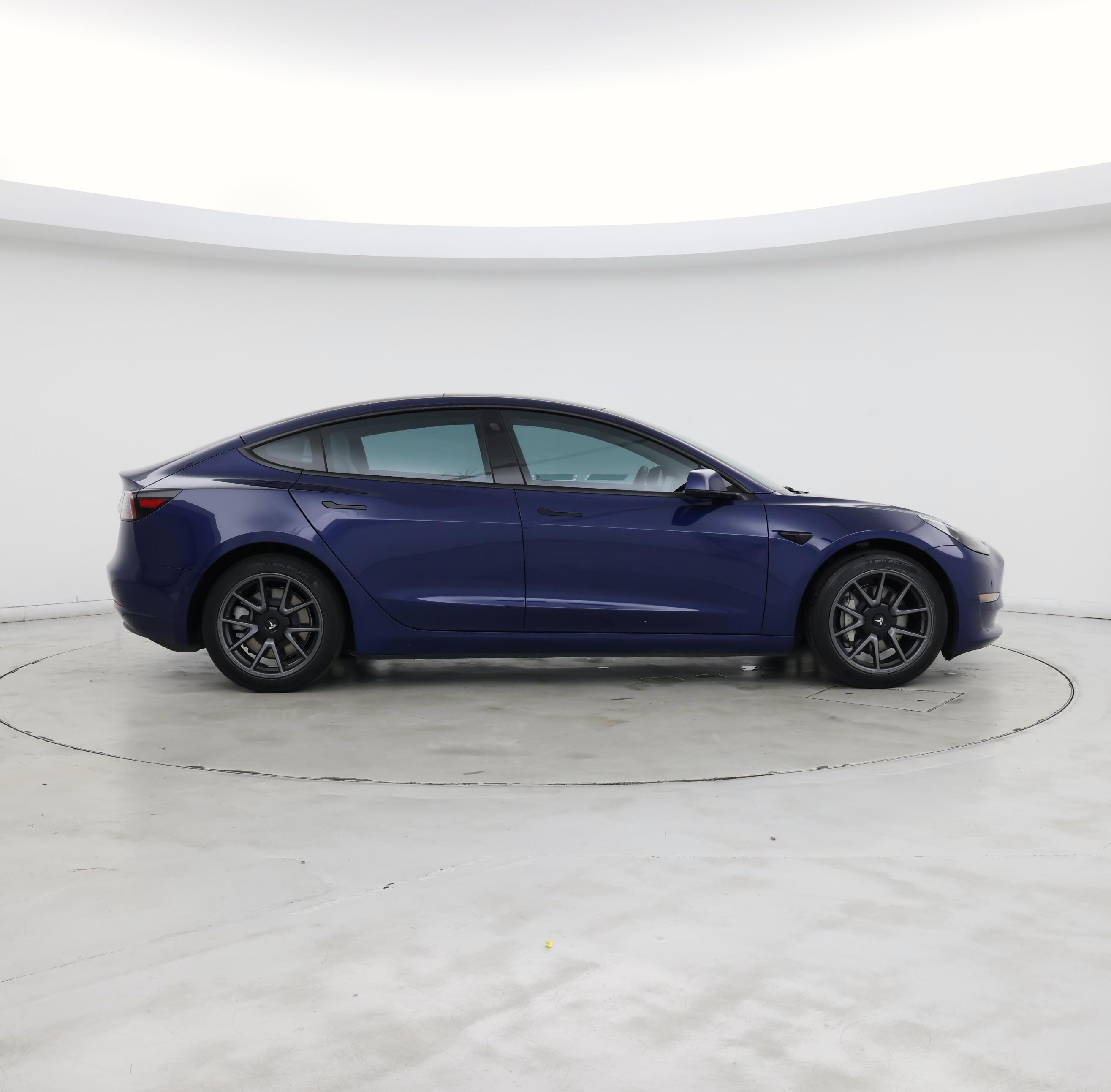 Thumbnail: 2022 Tesla Model 3 - 7