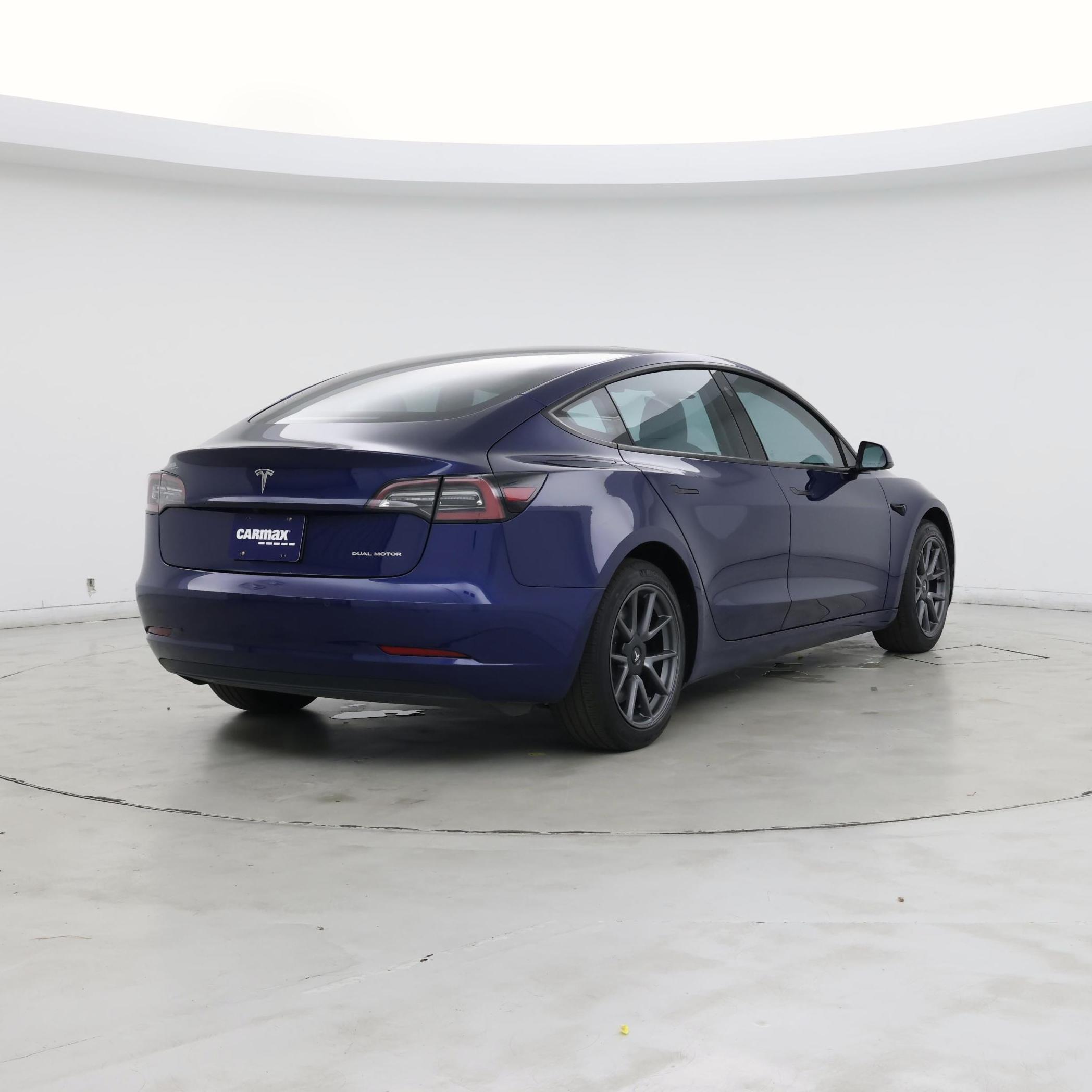 Thumbnail: 2022 Tesla Model 3 - 8