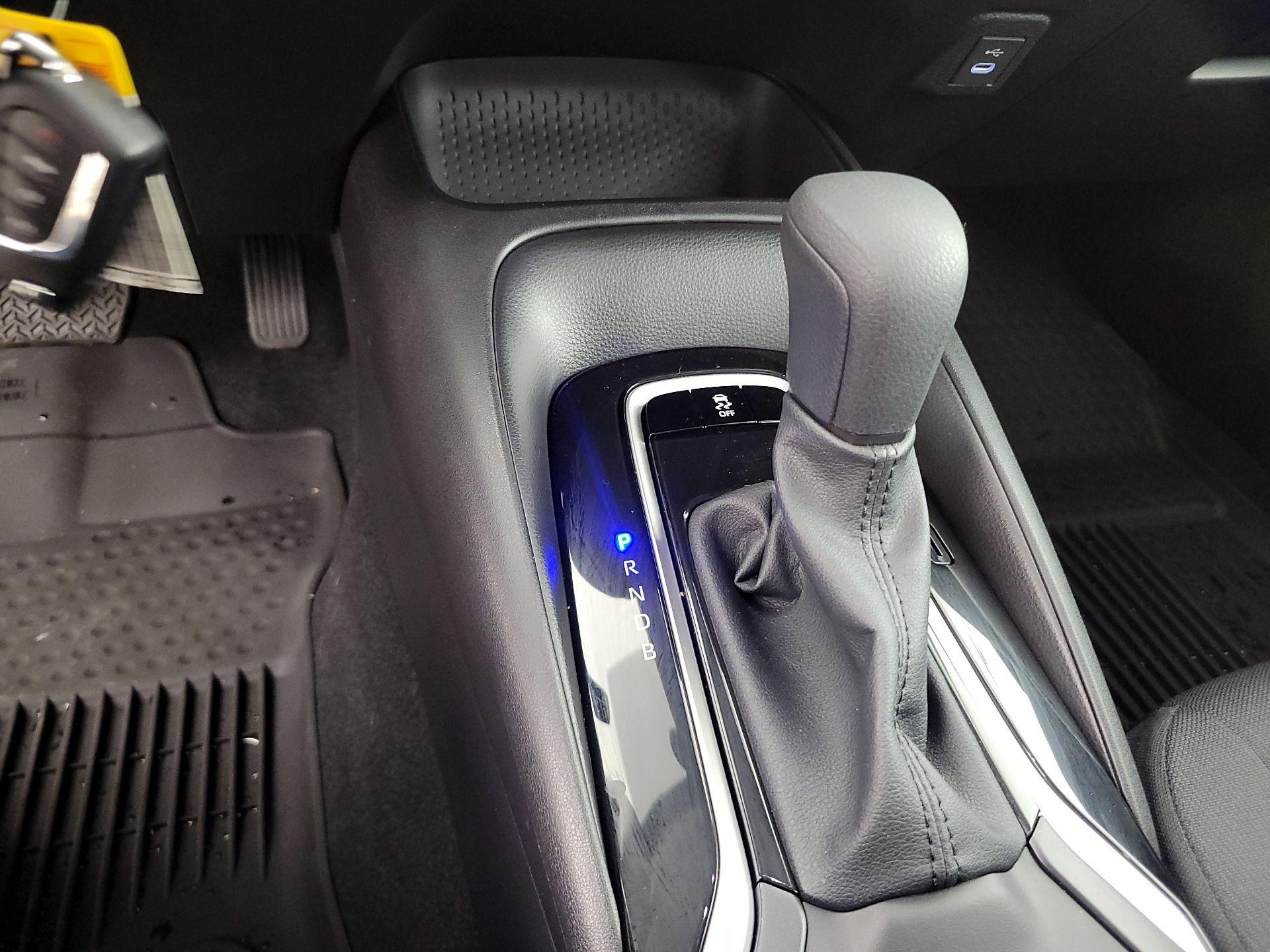 Thumbnail: 2025 Toyota Corolla - 17