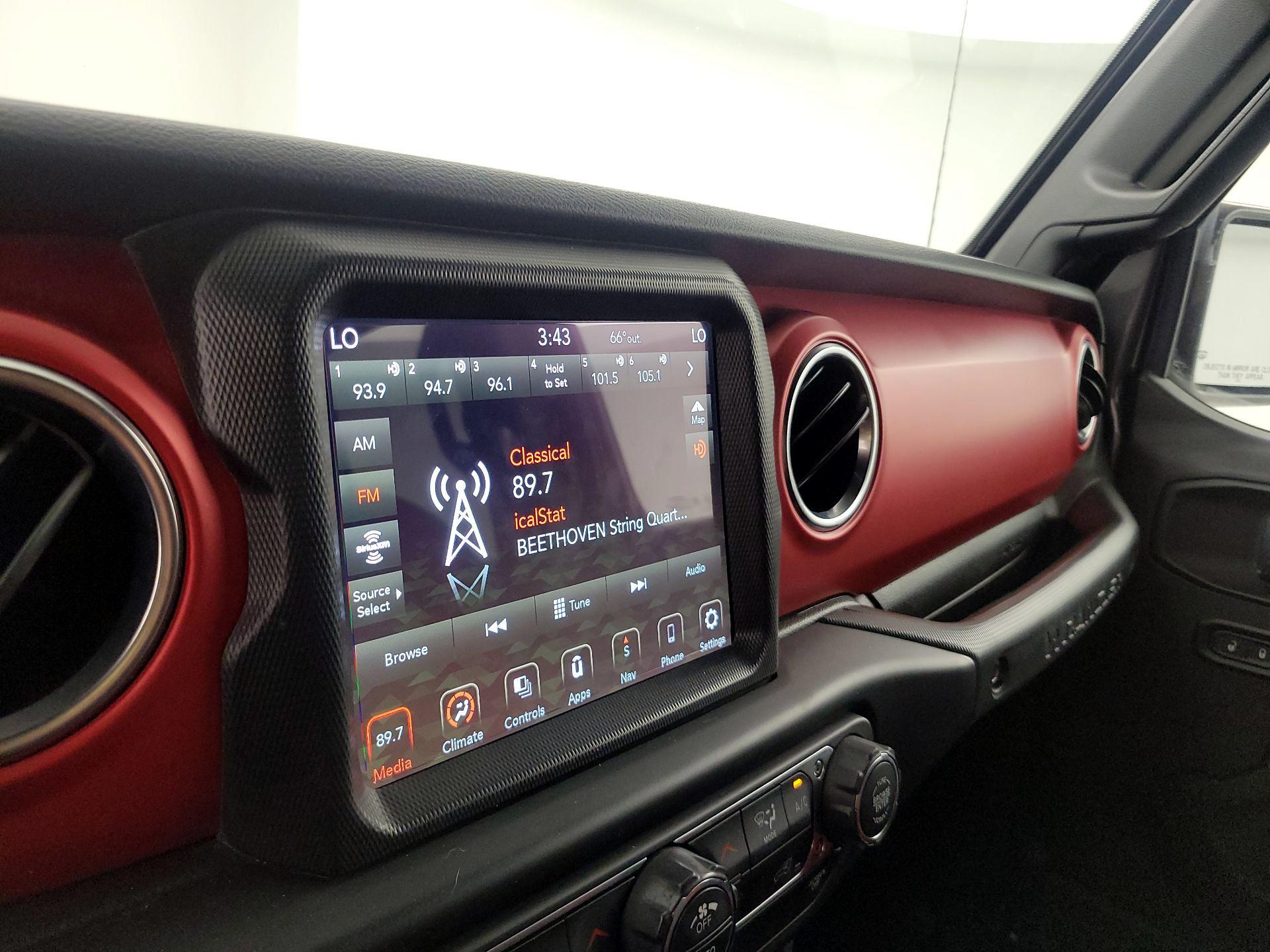 Thumbnail: 2022 Jeep Wrangler - 16