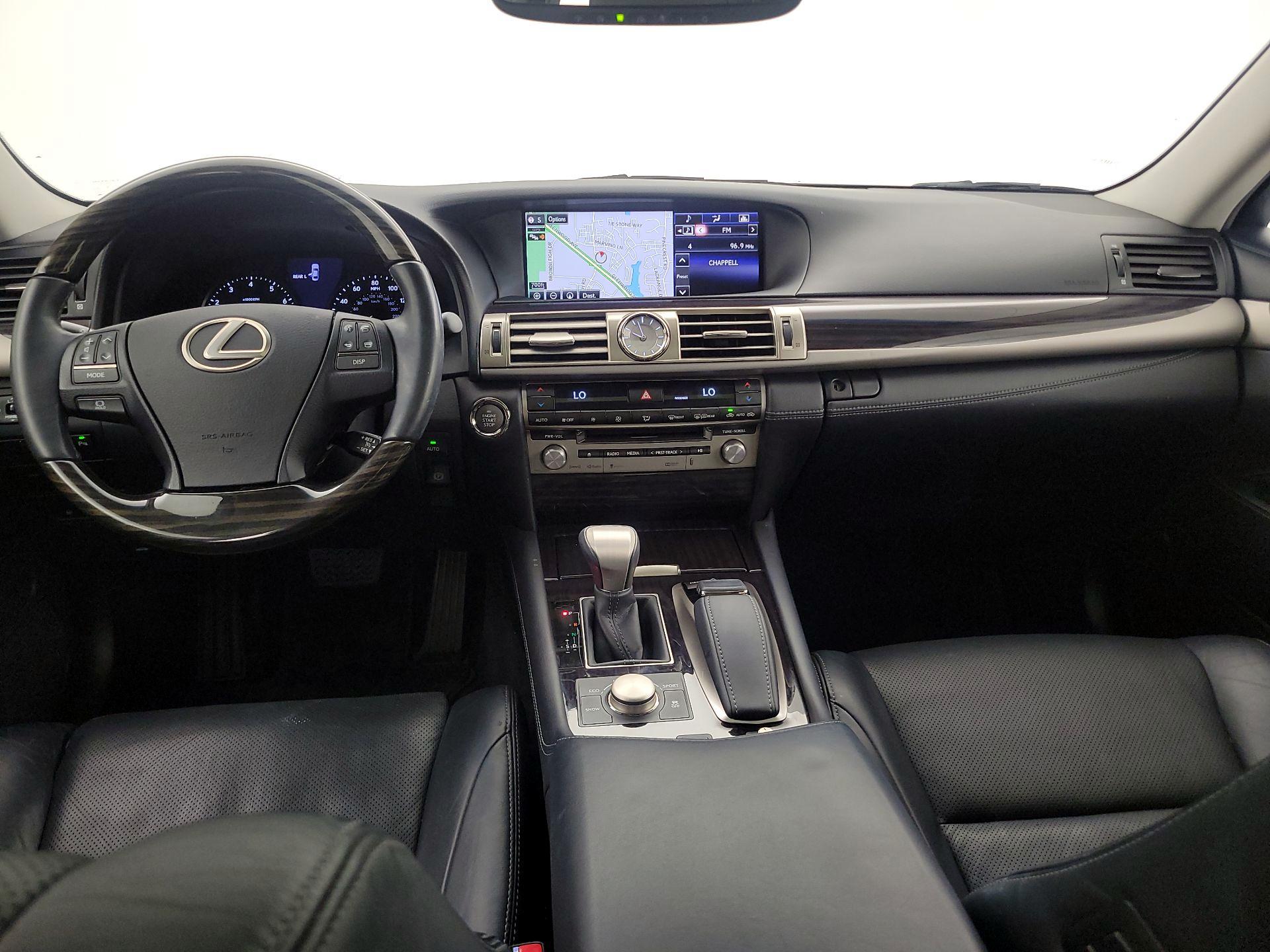 Thumbnail: 2015 Lexus LS - 9